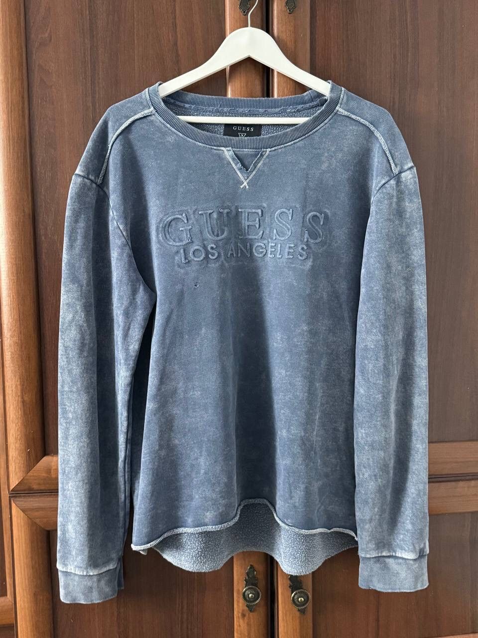 Guess × Vintage Vintage GUESS Crewneck Sweatshirt Big Embroidered Logo Rare Size US L / EU 52-54 / 3 - 1 Thumbnail