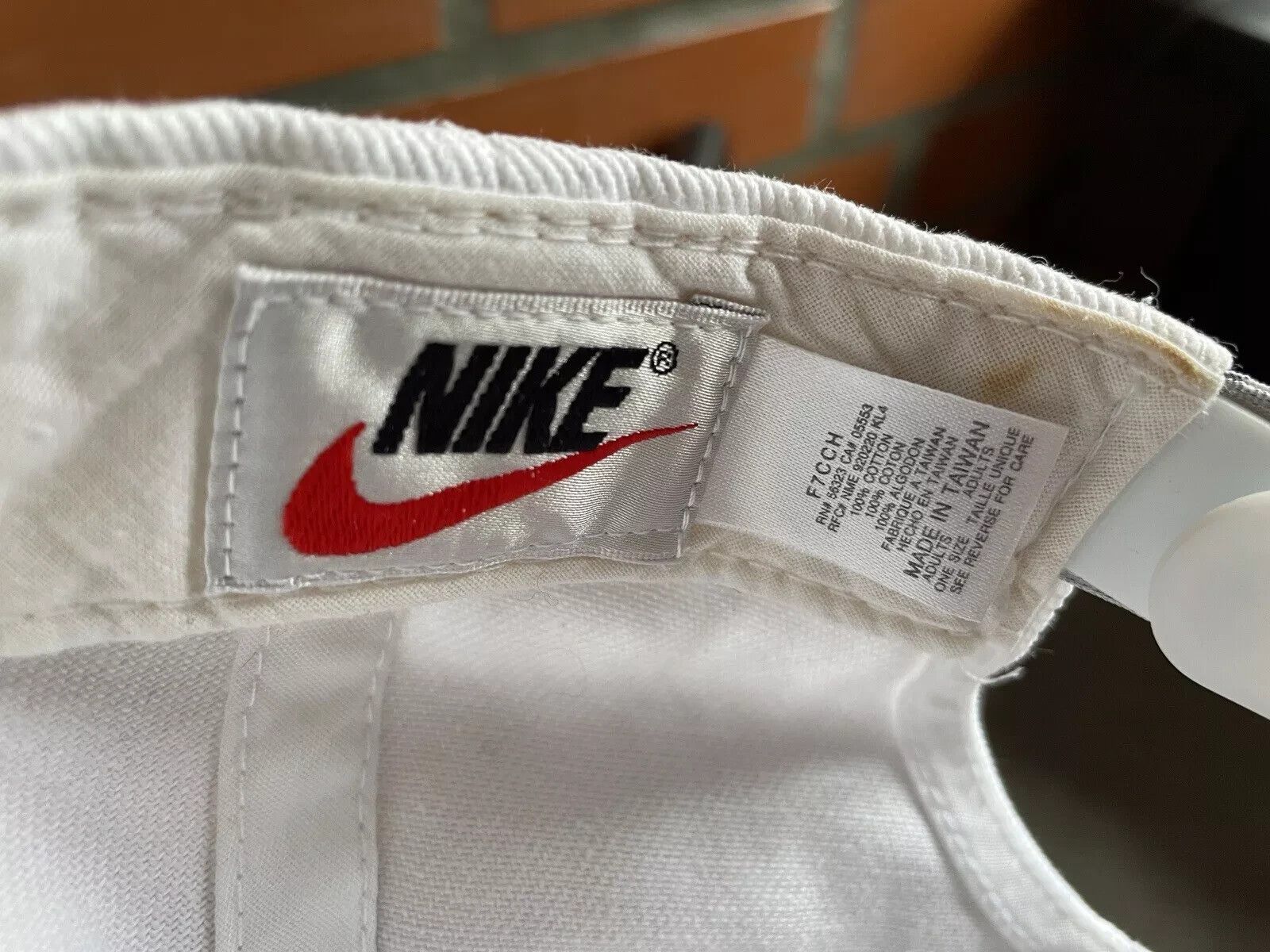 Nike NIKE VINTAGE CAP HAT 1990s 90s MENS TRUCKER SWOOSH Y2K LOGO Size ONE SIZE - 15 Thumbnail