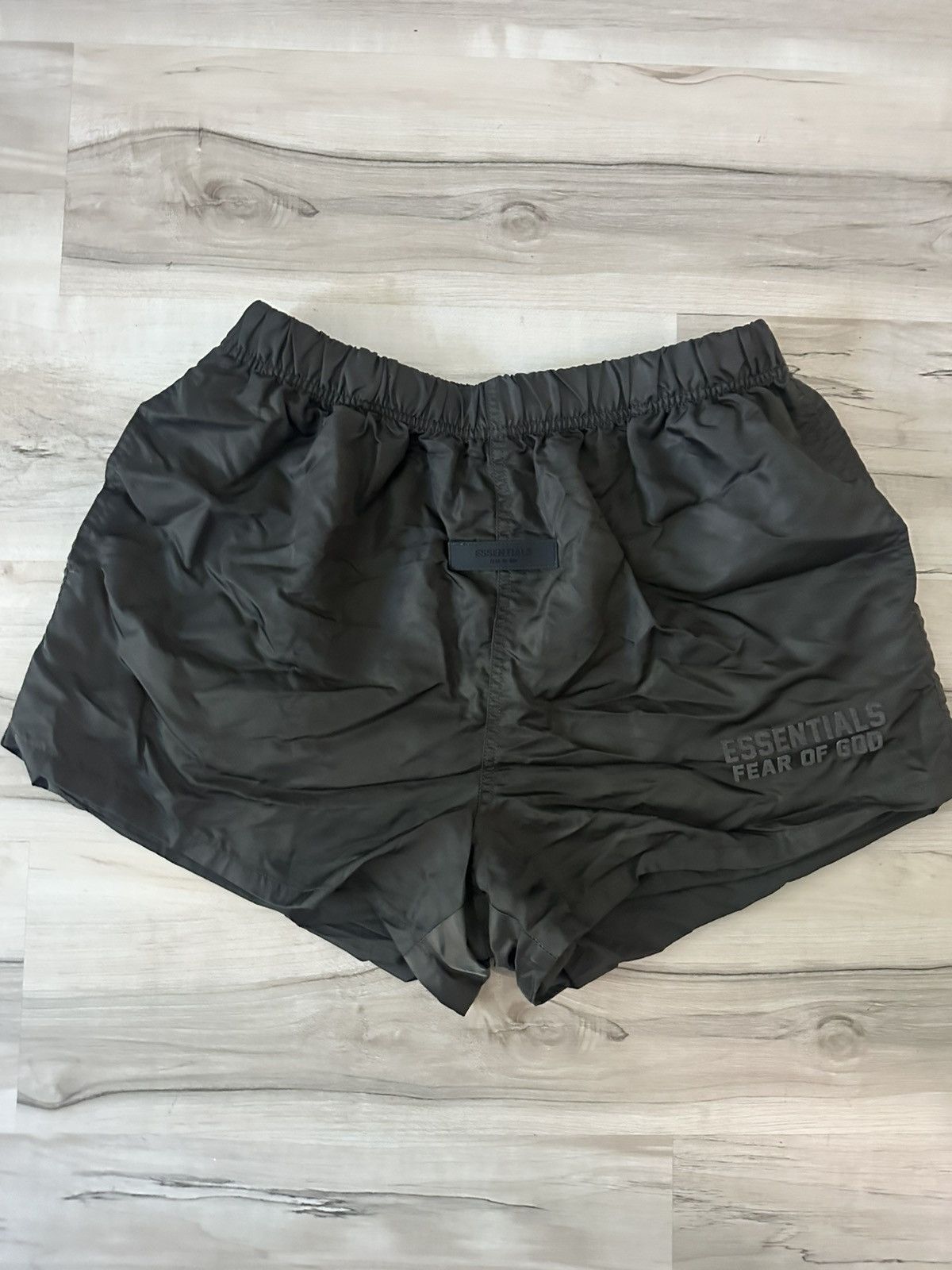 Fear of God Fear of god essentials shorts Size US 30 / EU 46 - 1 Thumbnail