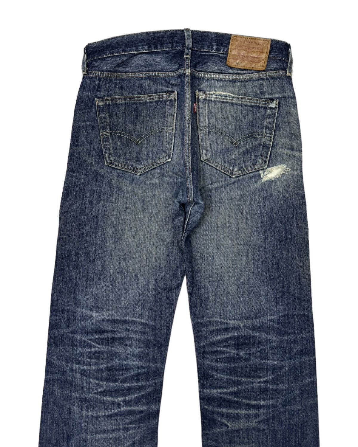 Levi's Vintage Clothing LEVIS 501 BIG E BLUE PREMIUM DISTRESSED DENIM JEANS Size US 31 - 6 Thumbnail