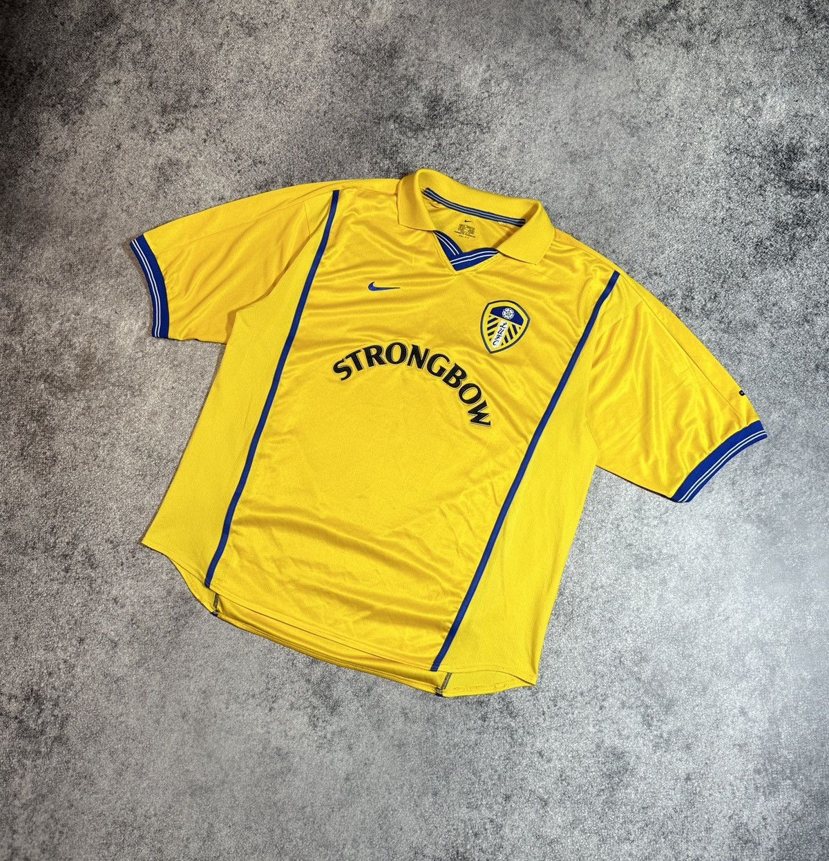 Nike × Vintage Vintage Nike Leeds United Soccer Jersey Blokecore 90s Style Size US XL / EU 56 / 4 - 1 Thumbnail