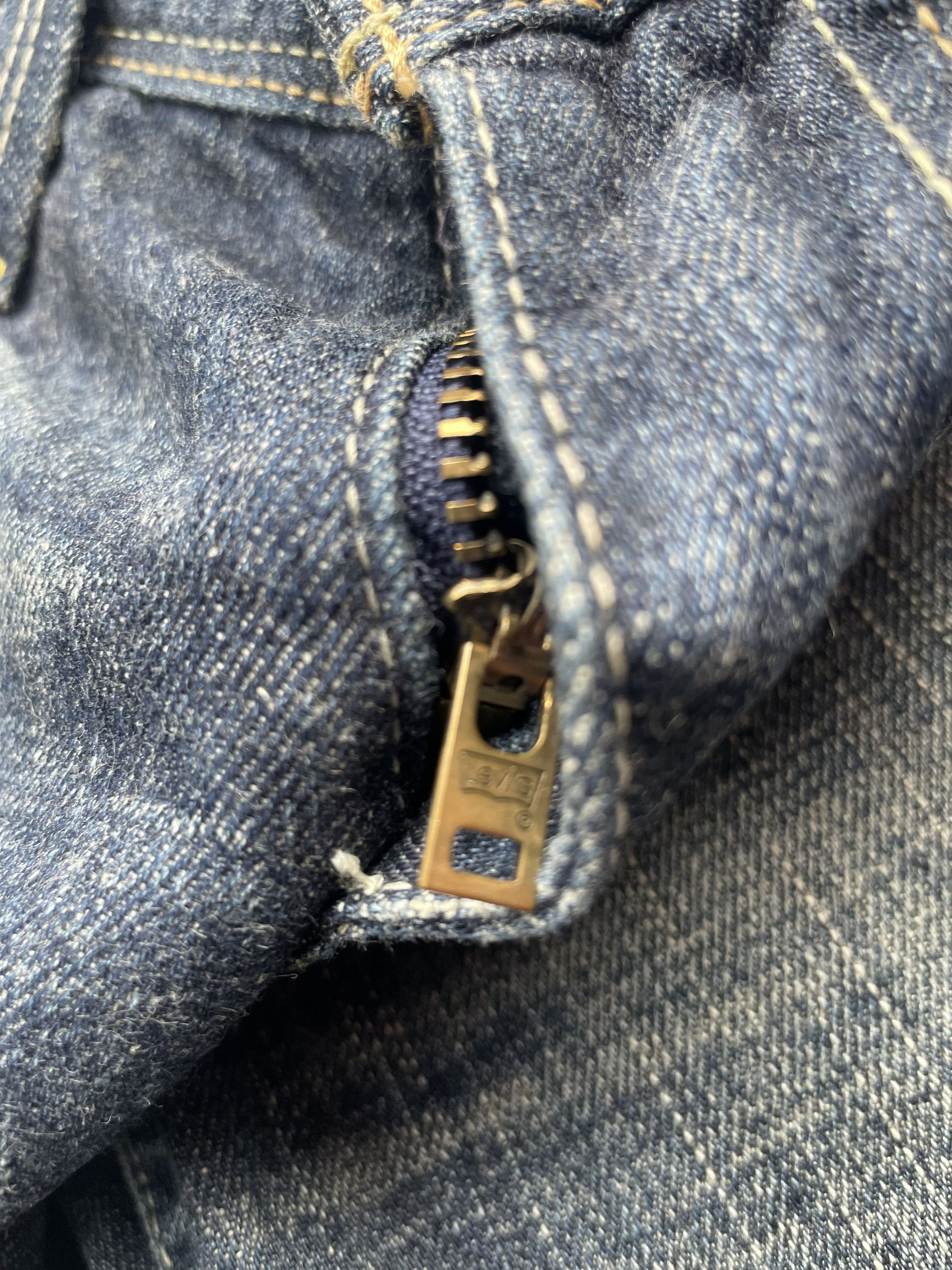 Levi's Vintage 2006 Levis 903 Lady Distresed Denim Size 31" - 8 Thumbnail