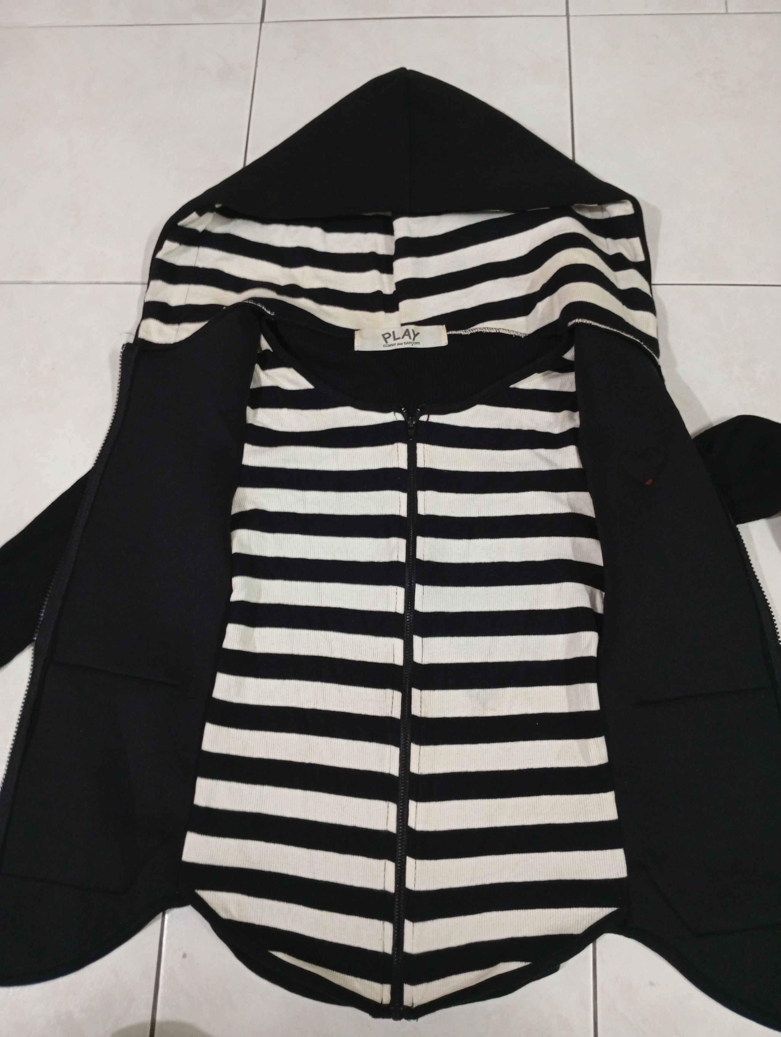Comme des Garcons PLAY Comme des garcons Size XS / US 0-2 / IT 36-38 - 7 Thumbnail