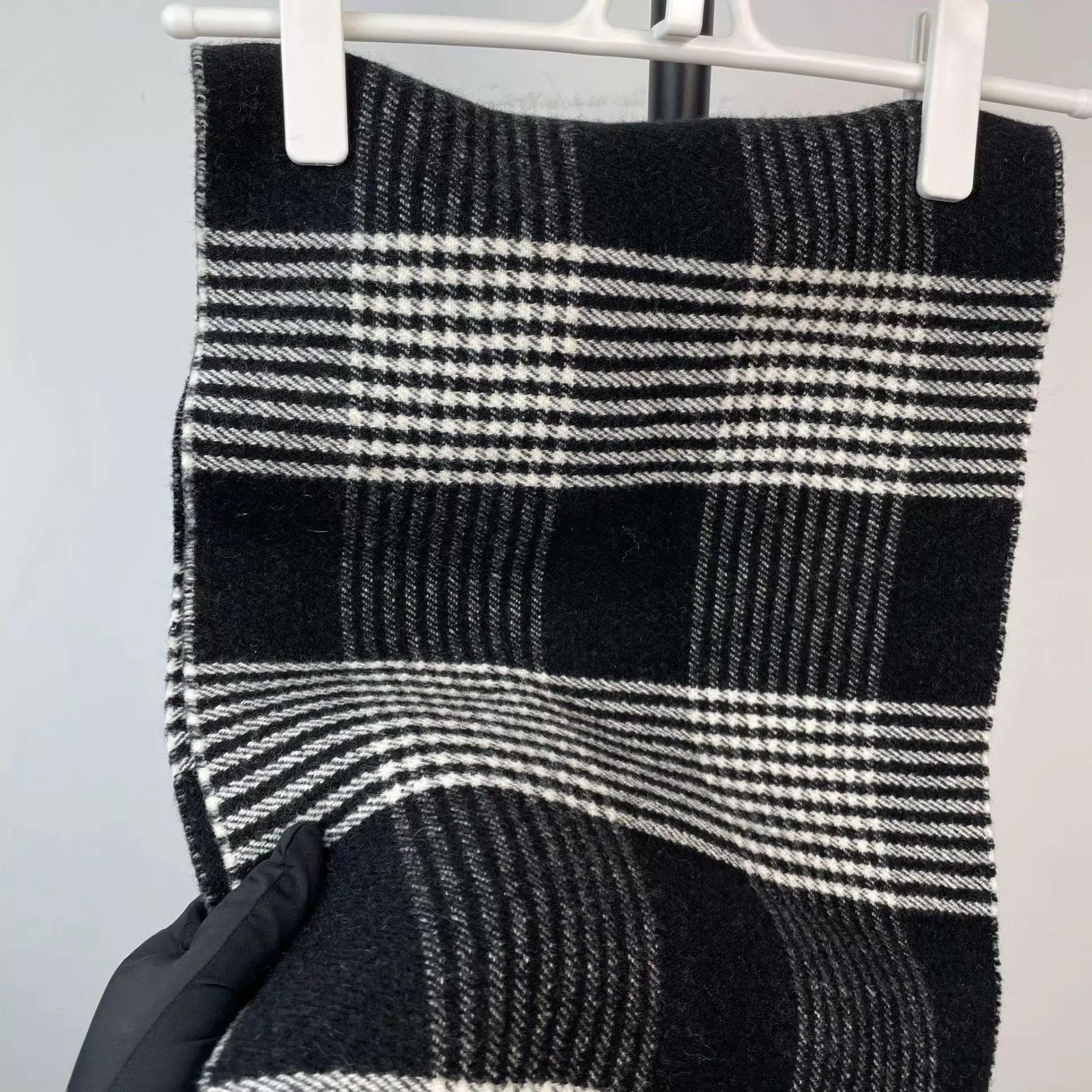 Balenciaga Balenciaga 98 New Colorblock Scarf 35x242 Size ONE SIZE - 9 Thumbnail
