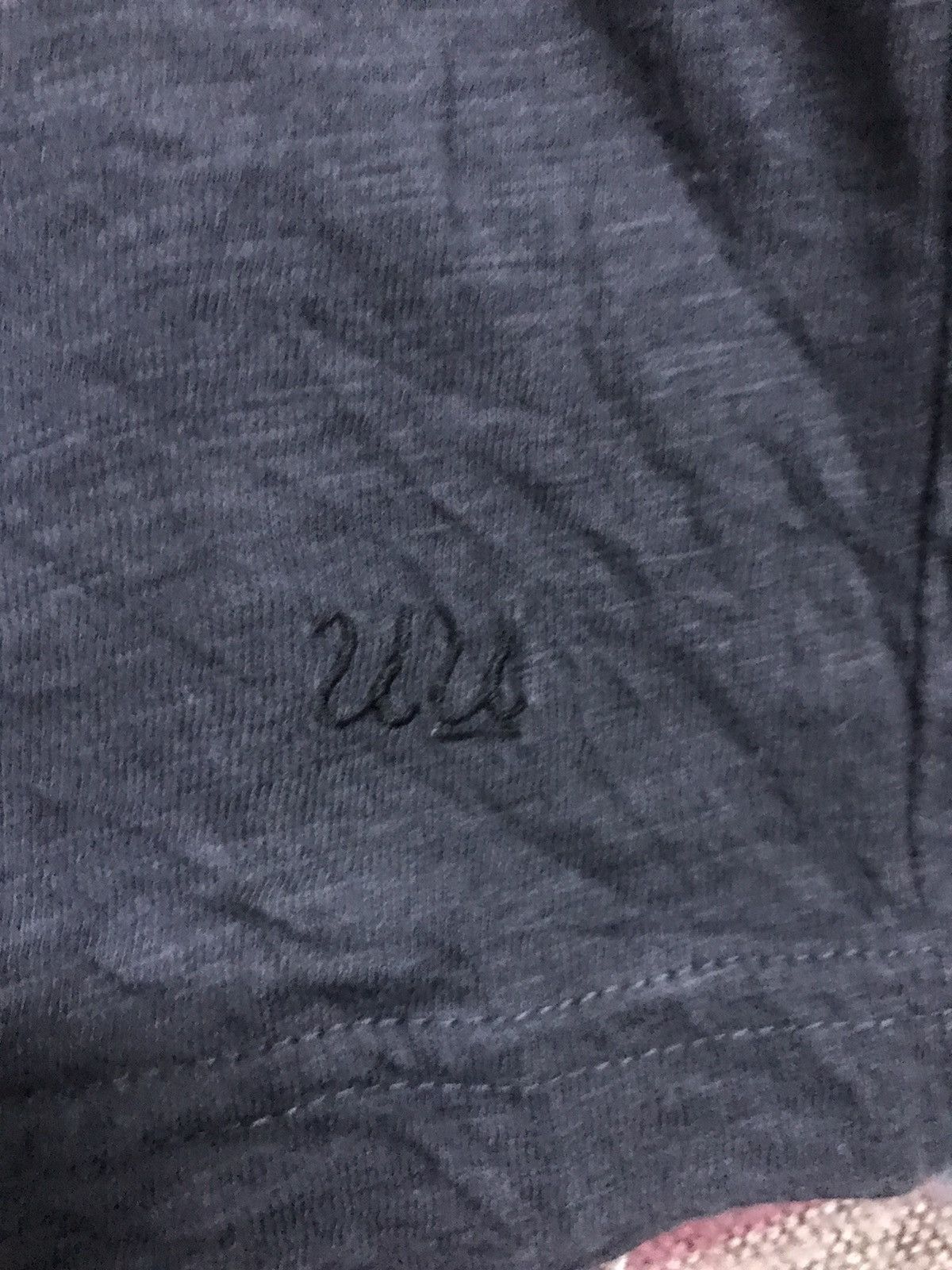 Uniqlo Undercover Big Logo