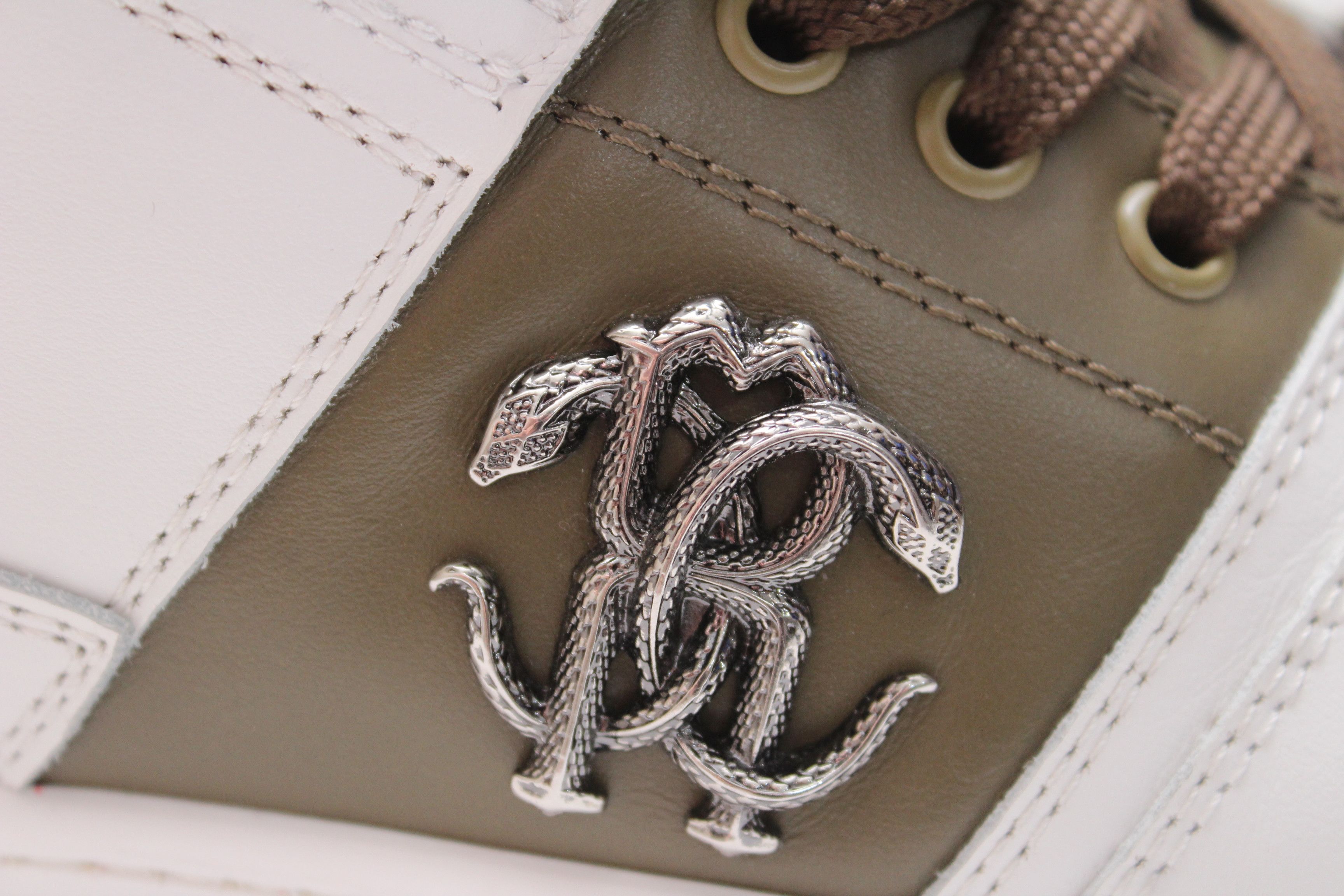 Roberto Cavalli Roberto Cavalli RC Monogram Leather Sneakers White Brown 41 Size US 8 / EU 41 - 11 Thumbnail