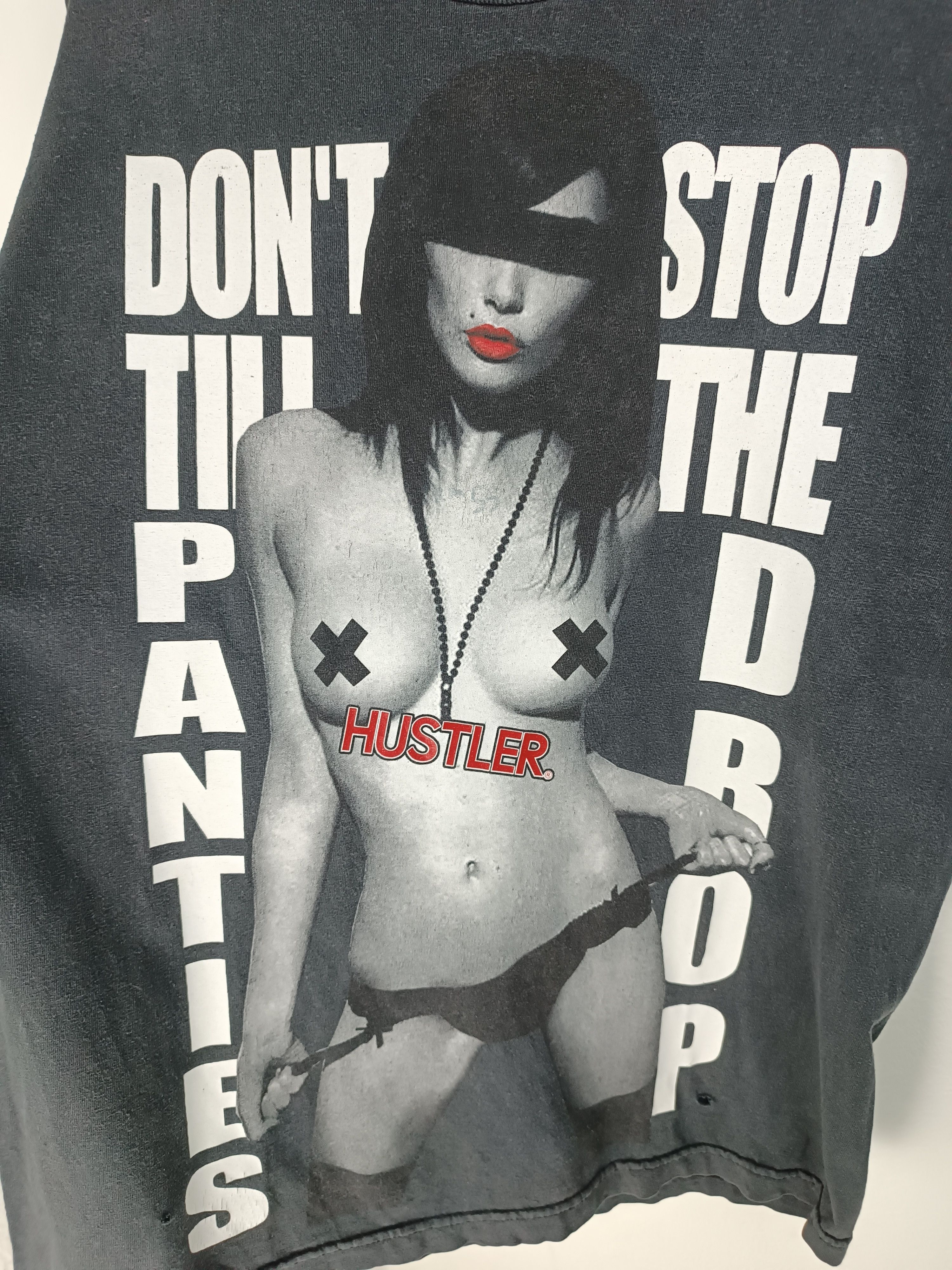 Hot Model Sex VINTAGE FADED HUSTLER TV SEXY ADULT XXX PORN TEE VERY RARE Size US L / EU 52-54 / 3 - 10 Thumbnail