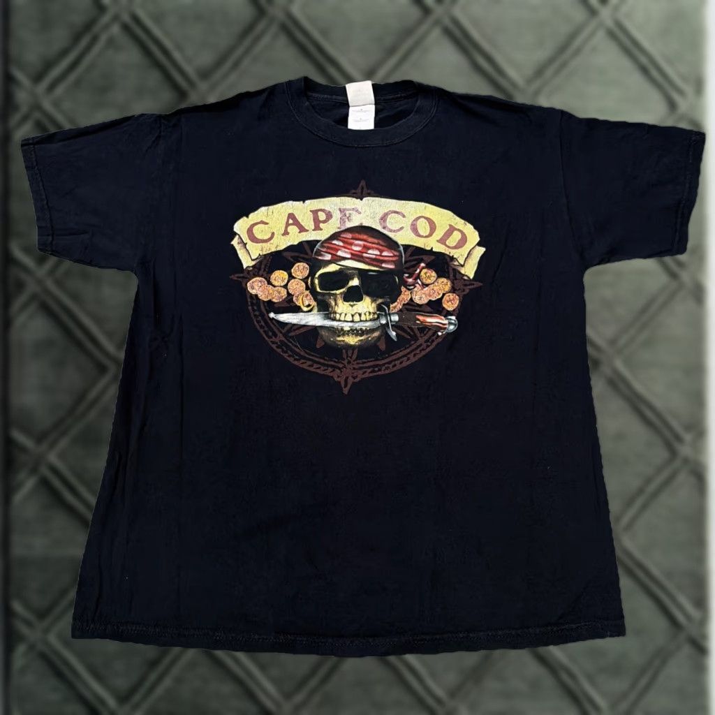 Gildan VINTAGE 90s Cuffy’s Cape Cod Pirate Jolly Roger Black Large T-Shirt Mens L Size US L / EU 52-54 / 3 - 1 Thumbnail