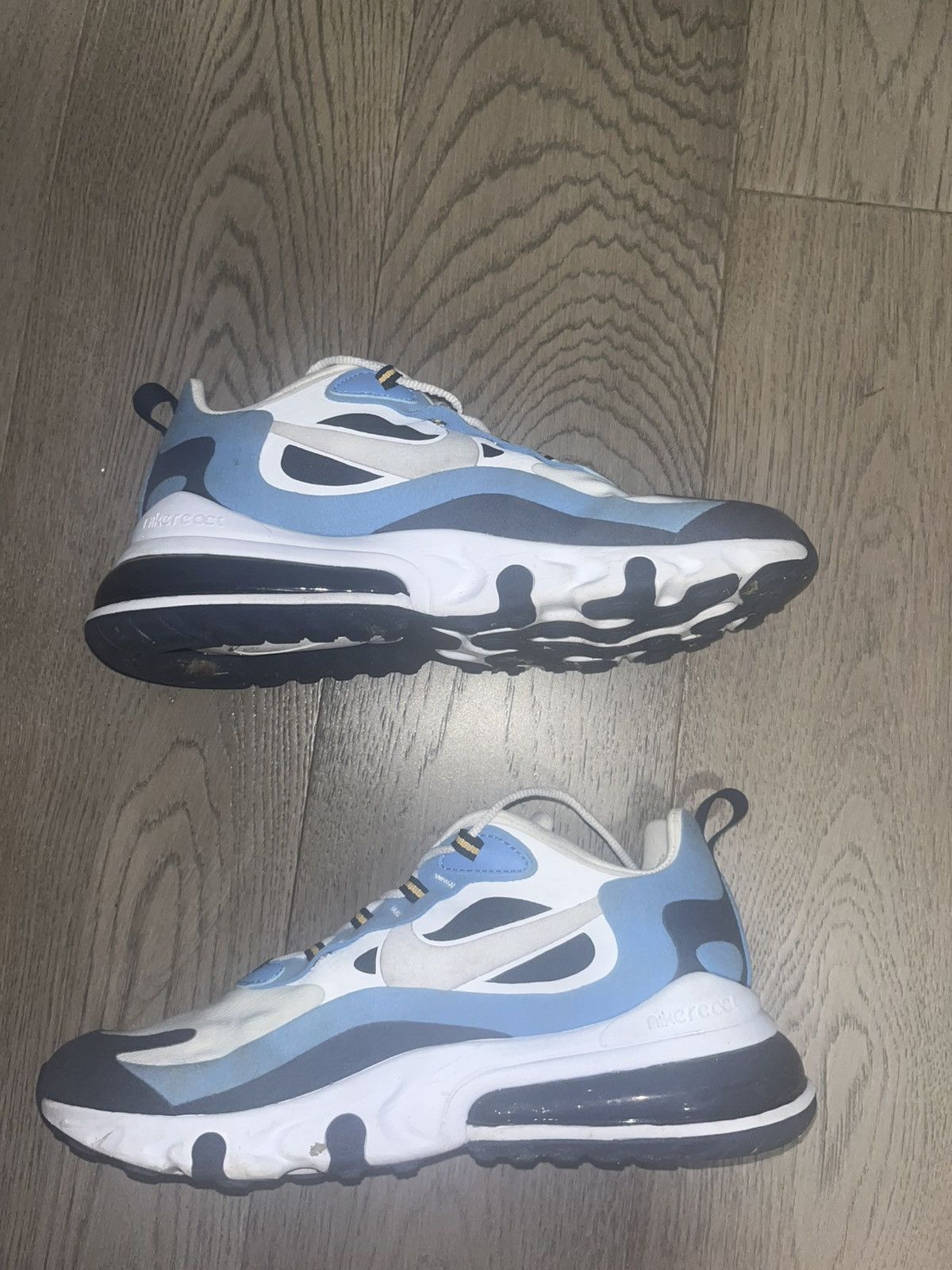 Nike Nike Air Max 270 React Size US 8 / EU 41 - 2 Thumbnail