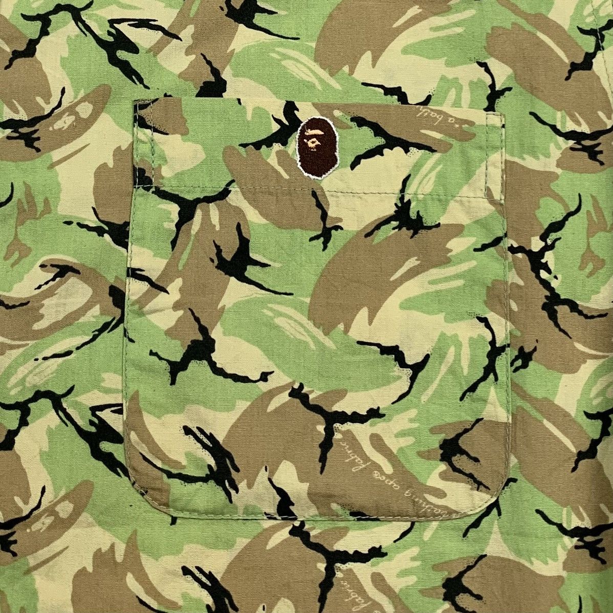 Bape vintage og bape camouflage Button Up Shirt long sleeve Size US M / EU 48-50 / 2 - 4 Thumbnail