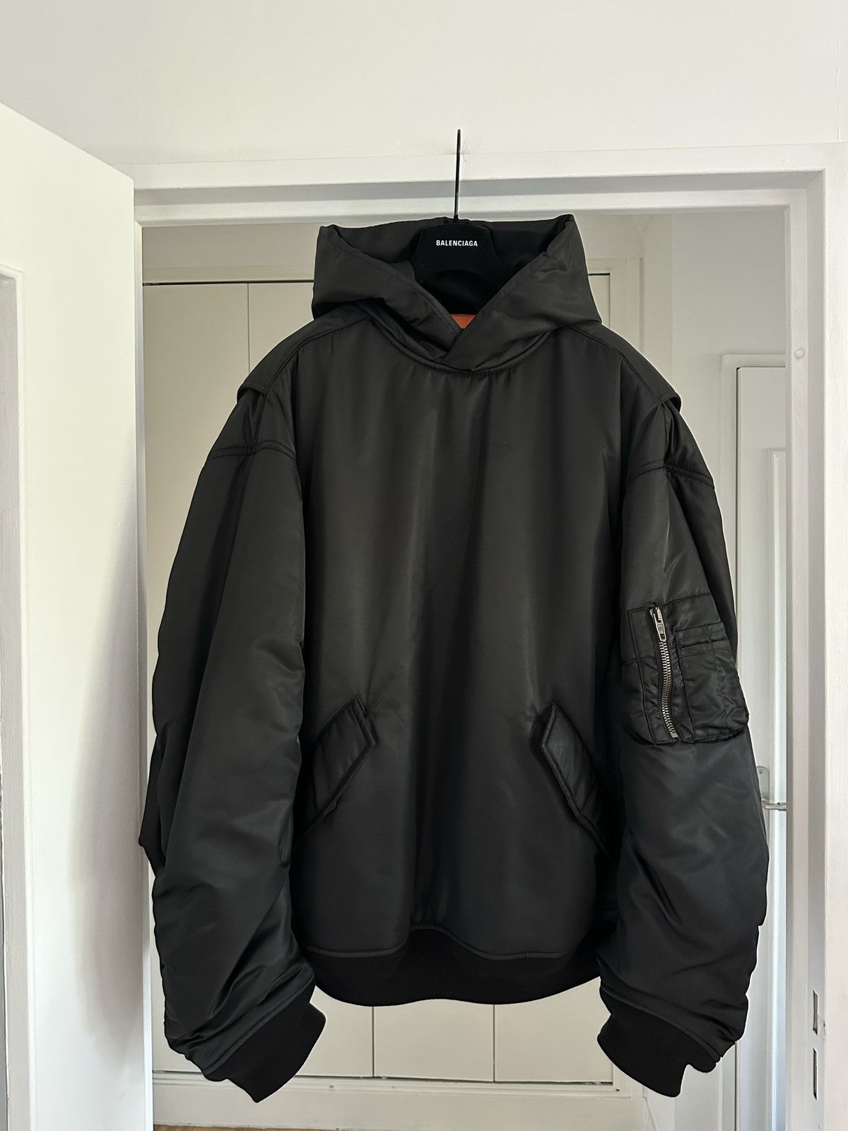 Pre-owned Balenciaga Hoodie Bomber Winter 2022 In Black