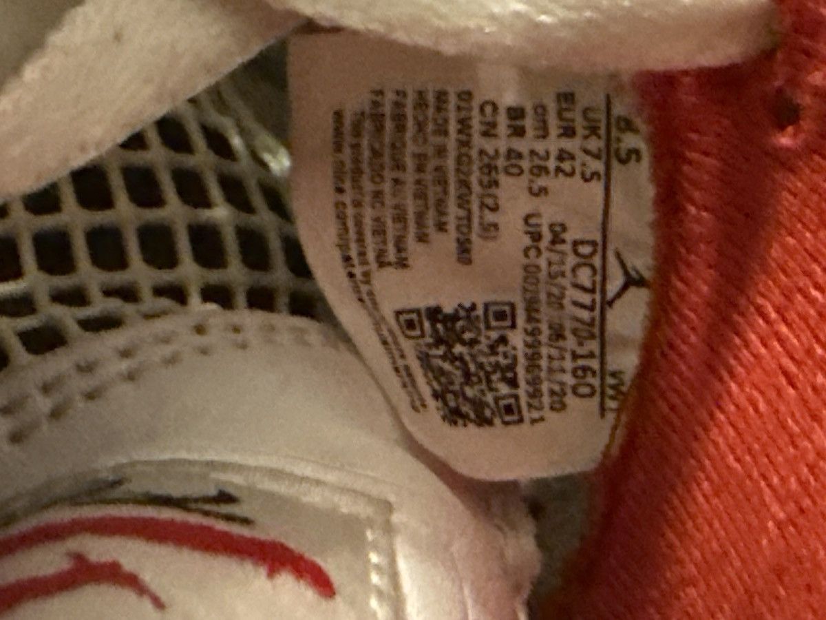 Jordan Brand Air Jordan 4 Retro Size US 8.5 / EU 41-42 - 5 Thumbnail
