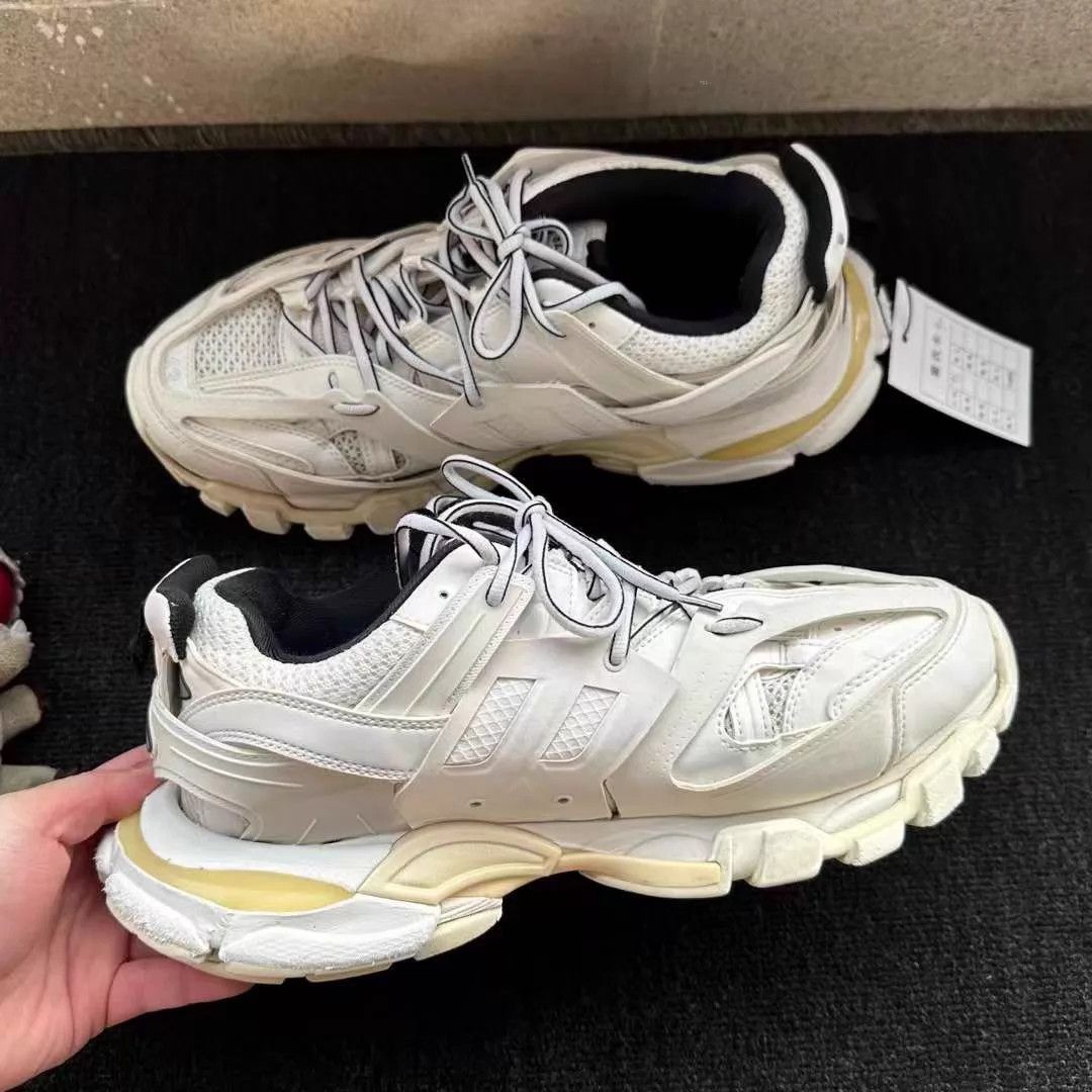 Balenciaga Balenciaga White Track Sneakers 42 90 New Size US 9 / EU 42 - 3 Thumbnail