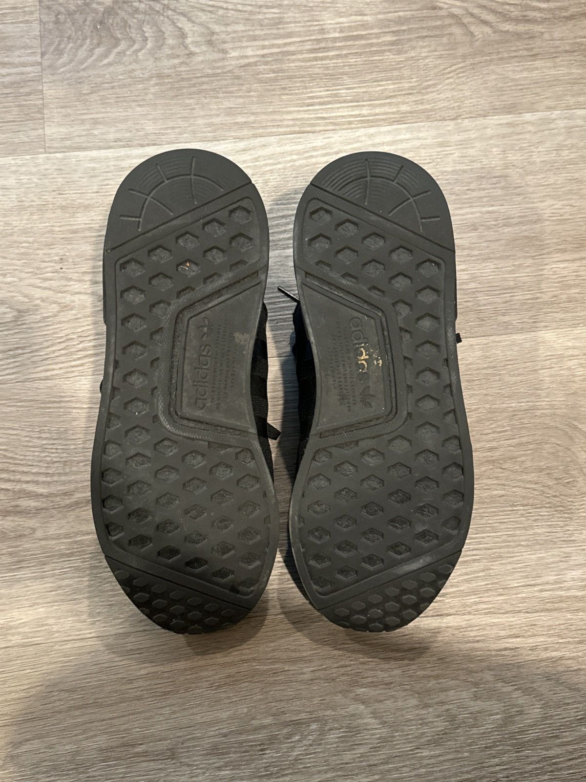 Adidas NMD R1 V2 Size US 10 / EU 43 - 5 Thumbnail