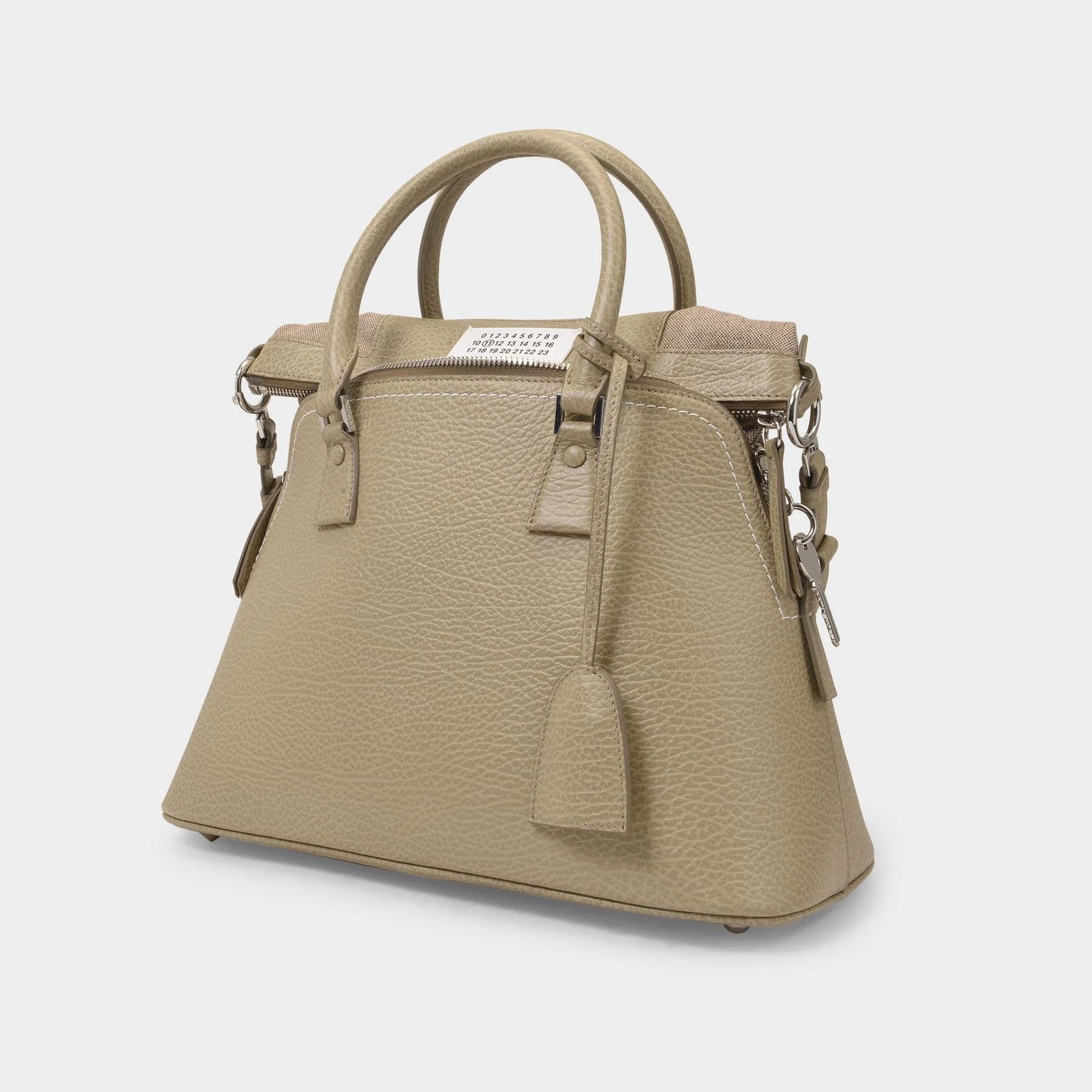 Maison Margiela oc11z0325 Size: OS / Medium Bag in Tan Size ONE SIZE - 3 Thumbnail