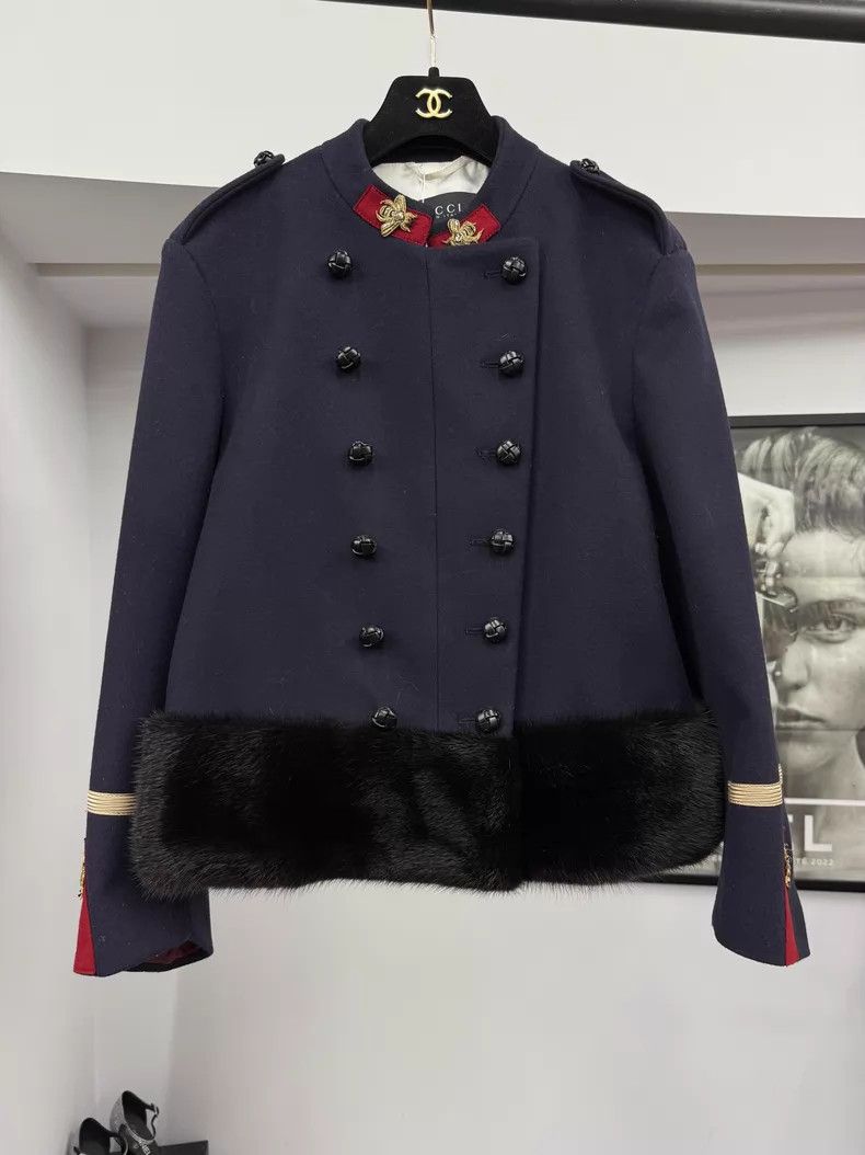 Gucci Gucci Dark blue court style golden bee sleeve badge collar Size M / US 6-8 / IT 42-44 - 1 Thumbnail
