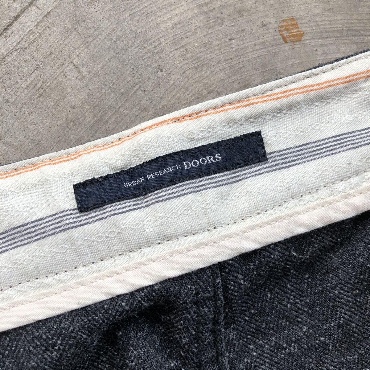 URBAN RESEARCH DOORS URBAN RESEARCH Doors Straight Chino Pants Size US 30 / EU 46 - 9 Thumbnail
