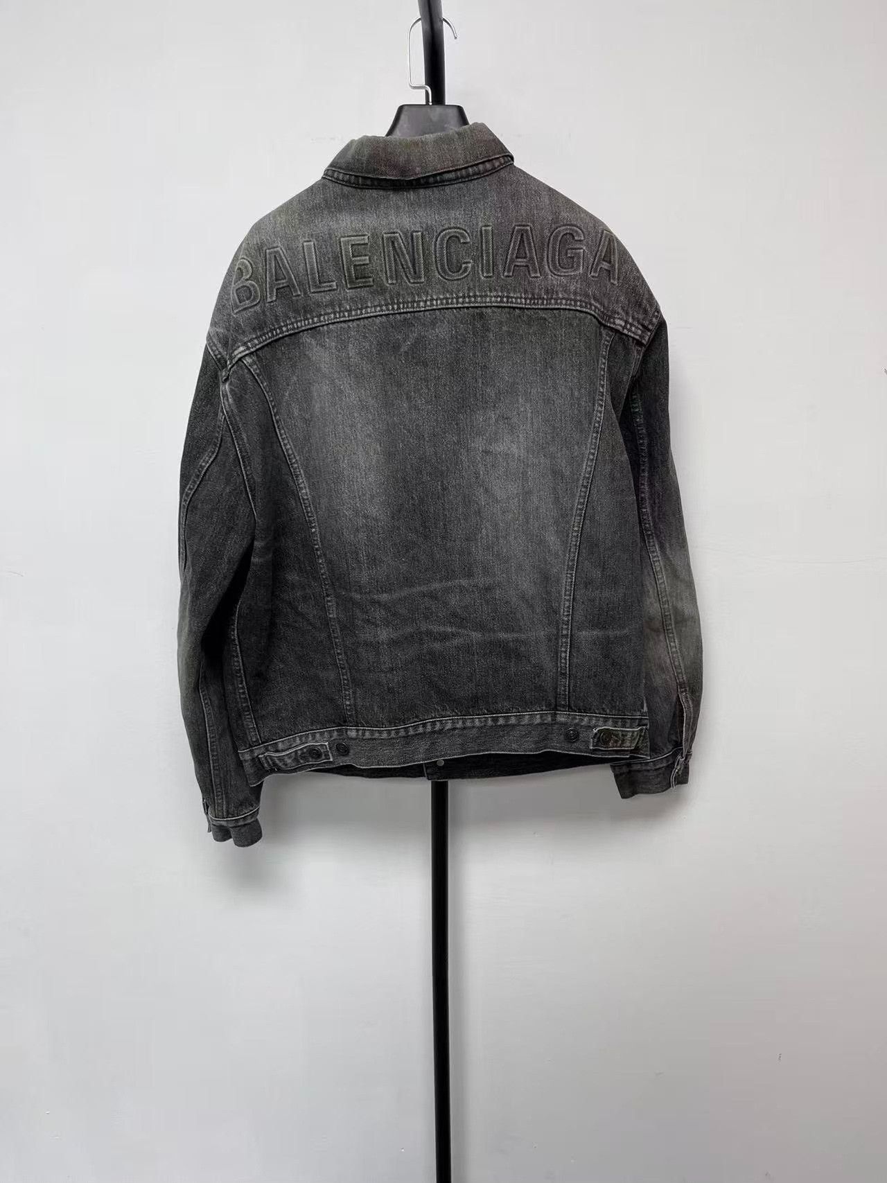 Balenciaga Balenciaga Logo Letter Denim Jacket Size US XXS / EU 40 - 1 Thumbnail