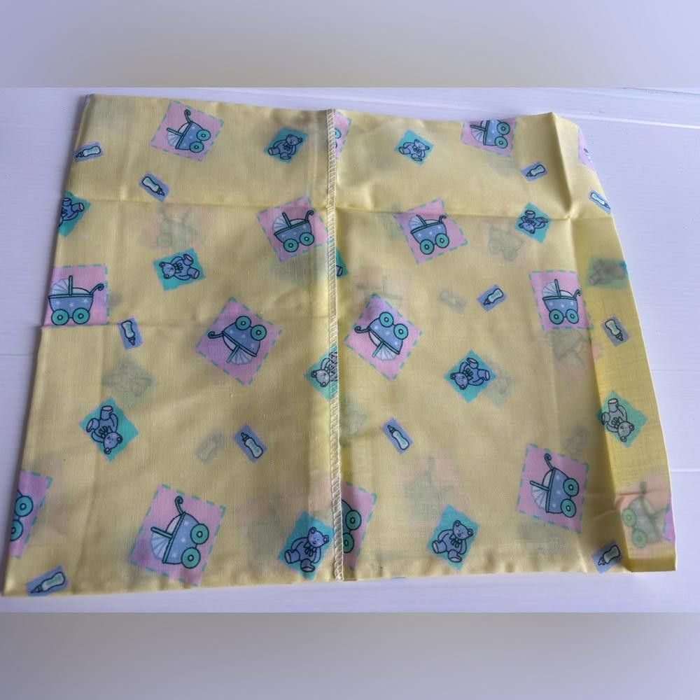 Designer Vintage 90s Baby’s yellow Pillowcase by Emval Creations Size ONE SIZE - 4 Thumbnail