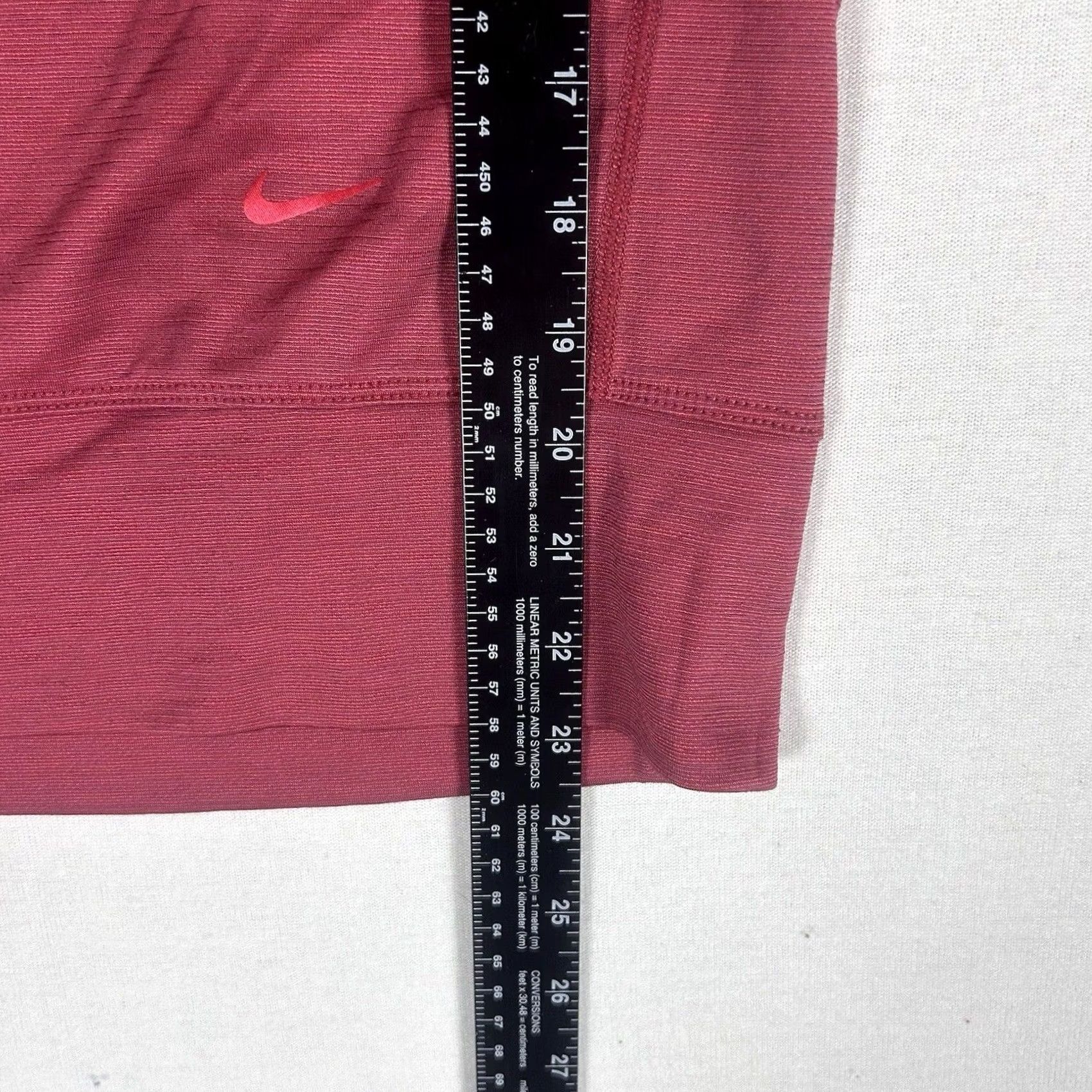 Nike Nike Dri-Fit Top Short Sleeve Banded Hem Medium Red Women Activewear Athleisure Pullover Scoop Neck Polyester Wool Short Sleeve Shirt Size M / US 6-8 / IT 42-44 - 6 Thumbnail