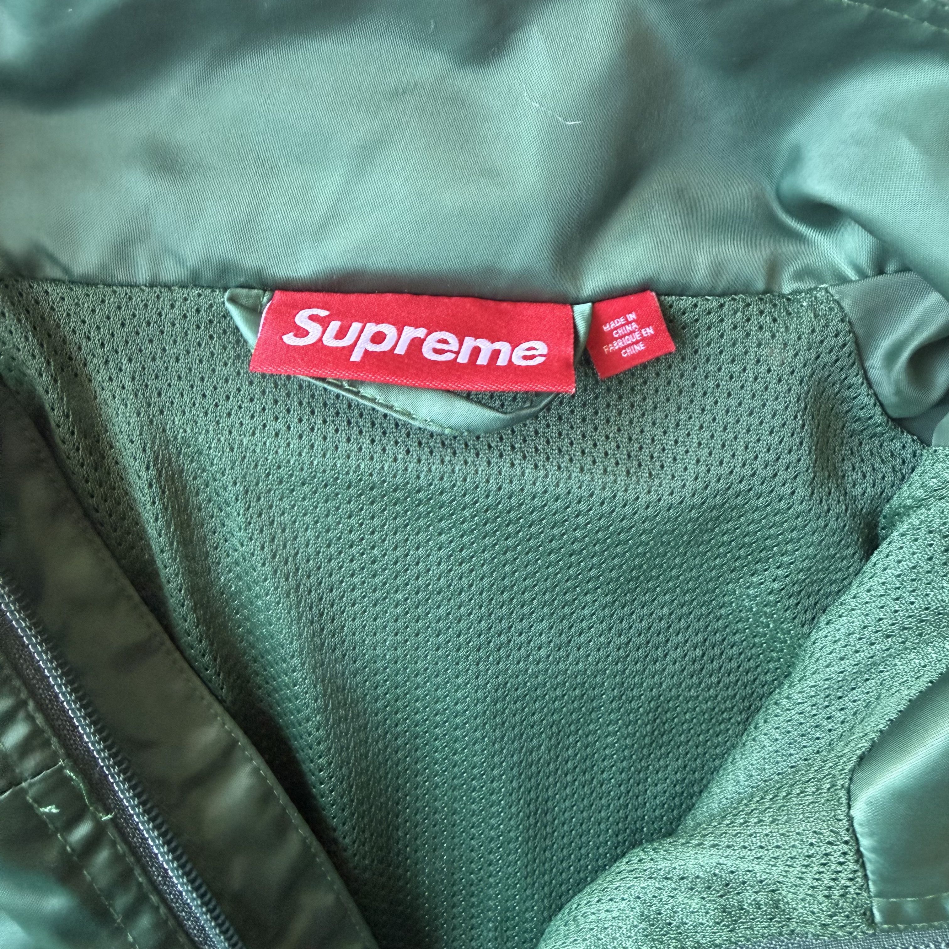 Supreme Supreme Satin Piping Pullover Mens Medium Green Gold Red Size US M / EU 48-50 / 2 - 4 Thumbnail