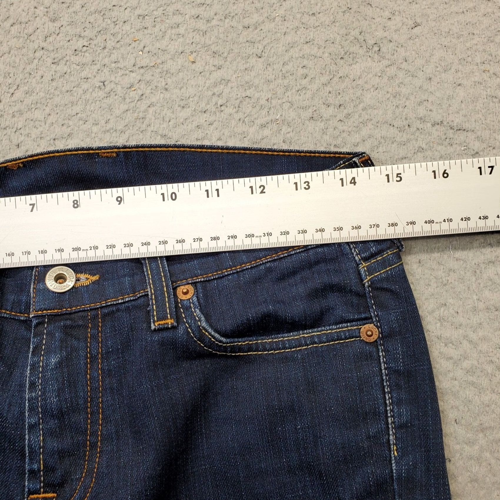 Lucky Brand Lucky Brand Bootcut Jeans Womens 4 Denim Dark Wash 5-Pocket USA Made Size 4 Blue Jeans Womens Size 27" / US 4 / IT 40 - 6 Thumbnail