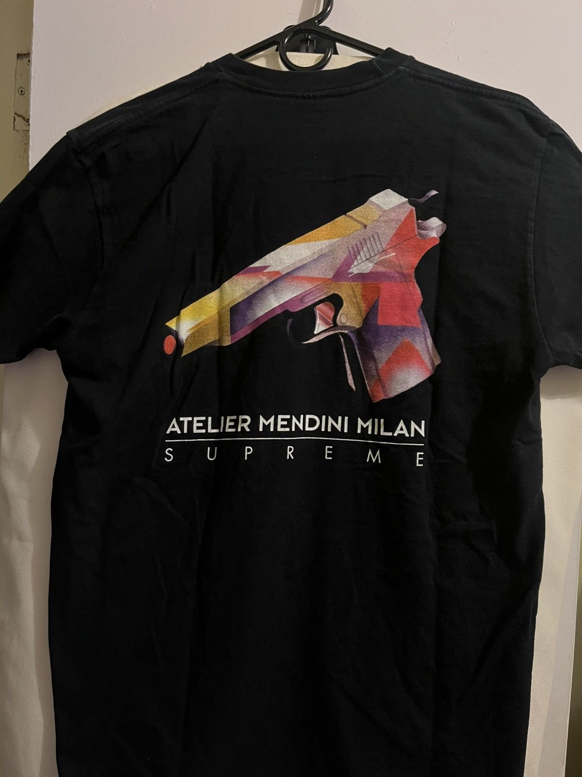 Supreme Supreme Mendini Gun Tee Size US L / EU 52-54 / 3 - 1 Thumbnail