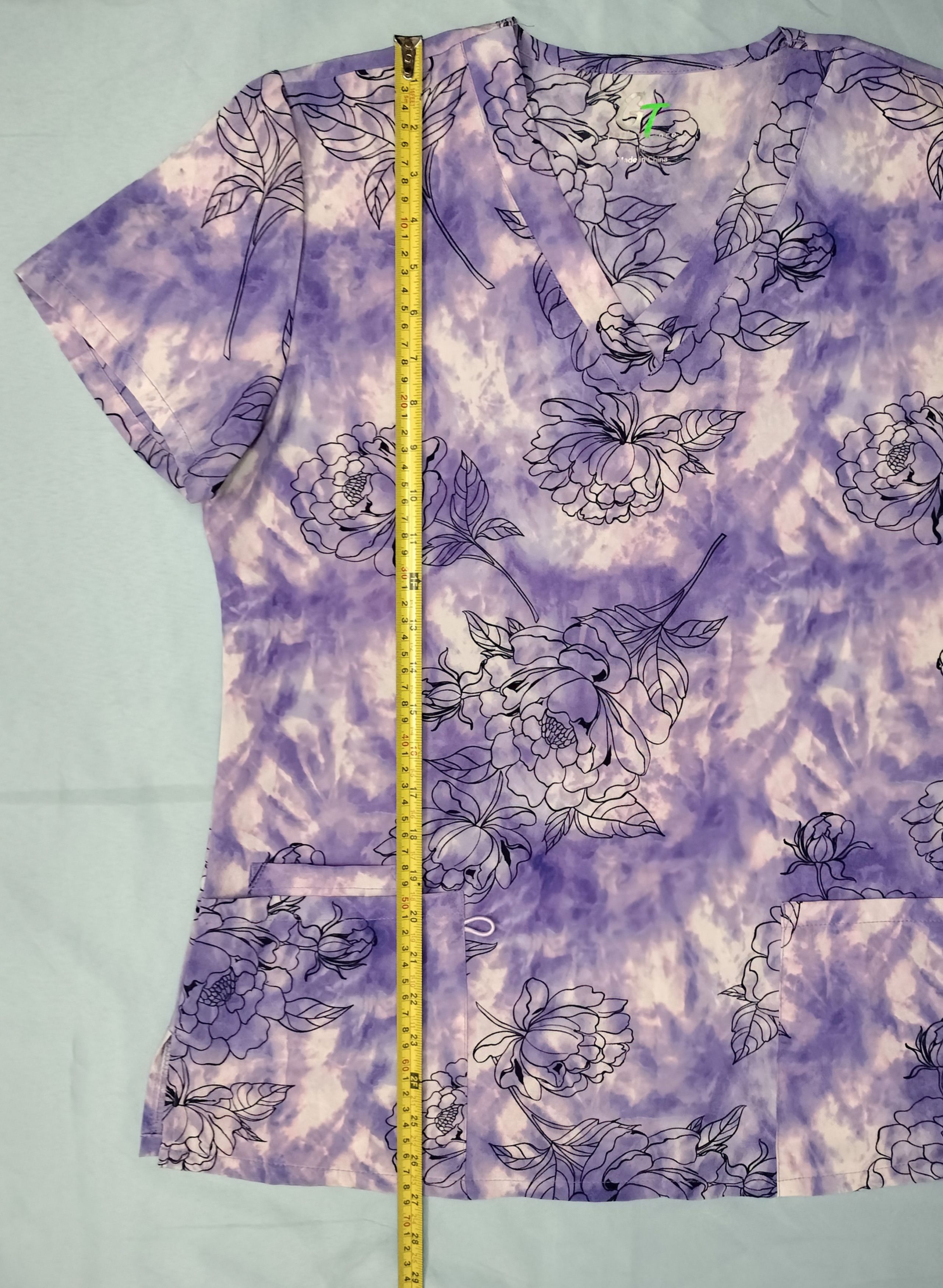 Other GT Performance Womens Medium Scrub Top Purple White Med Flor Size M / US 6-8 / IT 42-44 - 13 Thumbnail