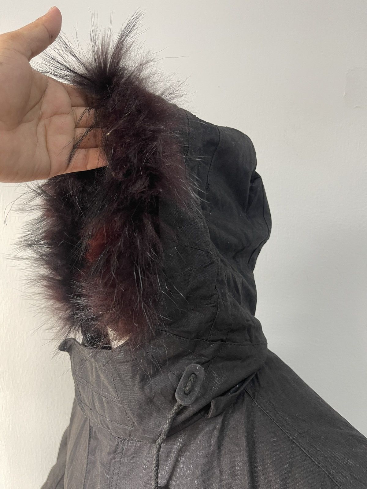 Le Grande Bleu (L.G.B.) RARE 2000s LGB Tornado Mart Fur Wax Parka Armor Style C1 Size US L / EU 52-54 / 3 - 12 Thumbnail