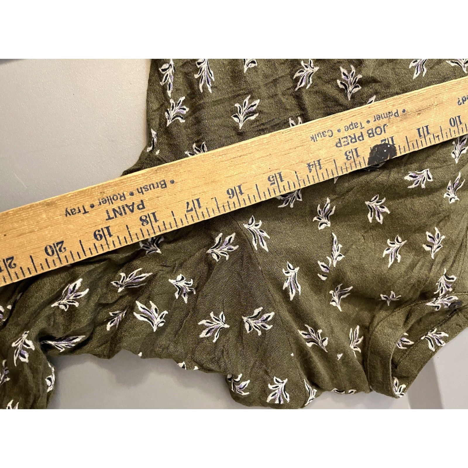 Lucky Brand Lucky Brand Top Blouse XS Olive Green Floral Henley Long Sleeve Cotton Knit Size XS / US 0-2 / IT 36-38 - 5 Thumbnail