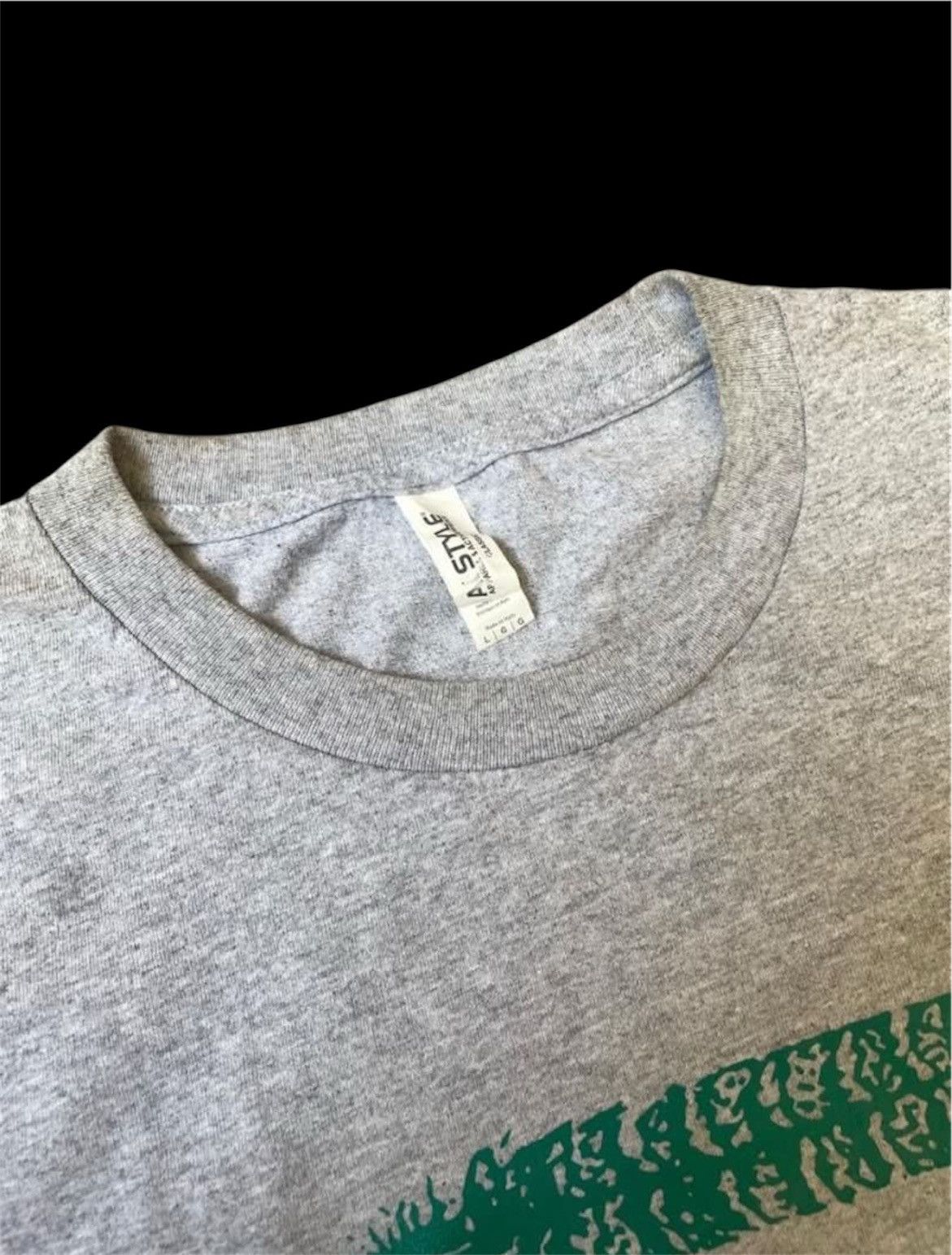 Band Tees Title Fight Feather Band Tshirt Size US L / EU 52-54 / 3 - 4 Thumbnail