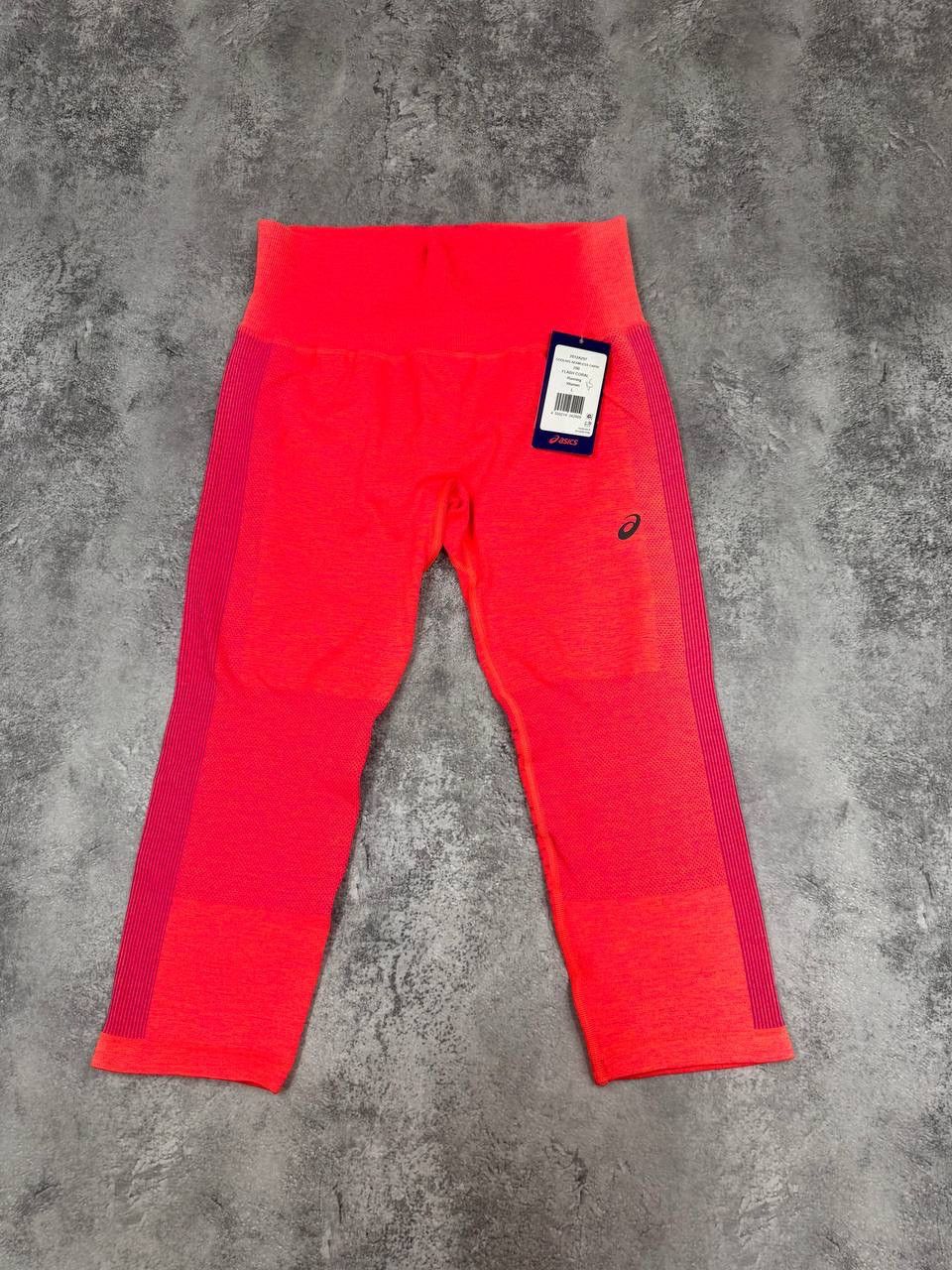 Asics Asics Women NWT Cooling Seamless Capri Leggings Coral Size 28" / US 6 / IT 42 - 1 Thumbnail