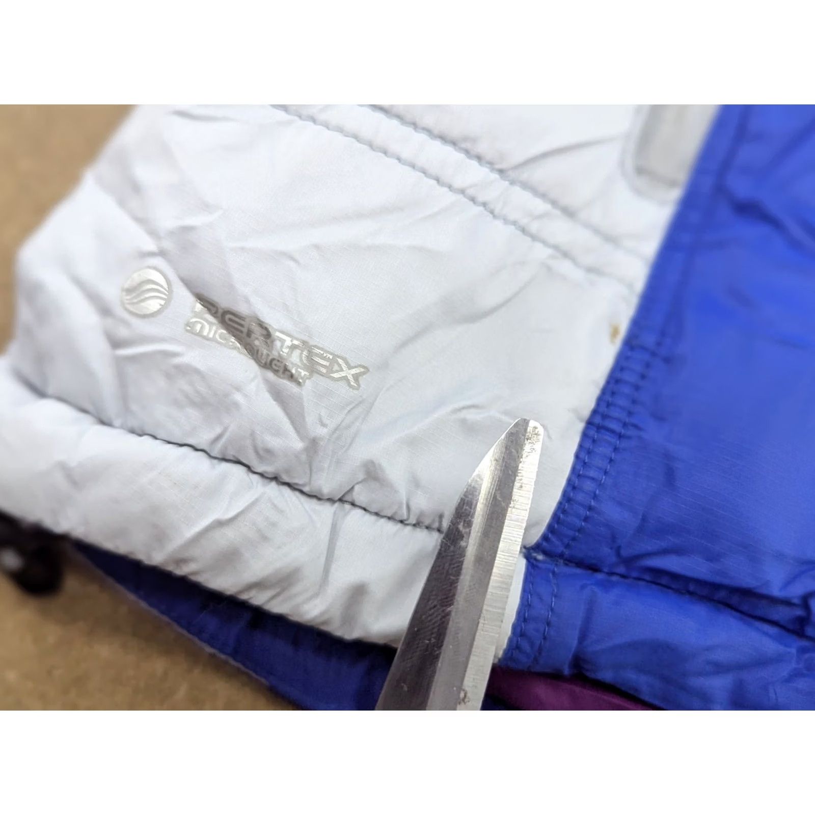 Berghaus Berghaus Extrem Womens Jacket Sz 12 Outdoor Hooded Primaloft Blue White Multicolor Water Resistant Full Zip Softshell Jacket Womens Size XL / US 12-14 / IT 48-50 - 5 Thumbnail