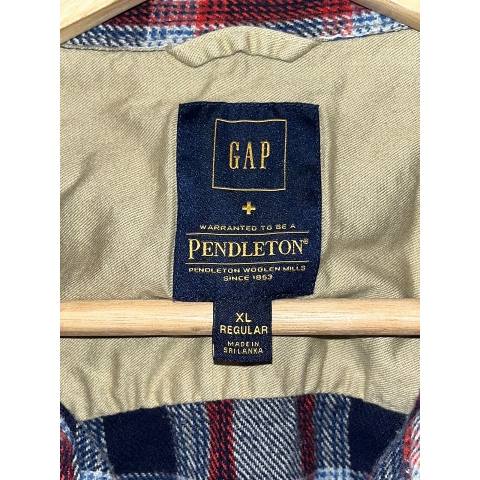 Gap Gap x Pendleton Flannel Shirt Men XL Red Navy Plaid Cotton Size US XL / EU 56 / 4 - 7 Thumbnail