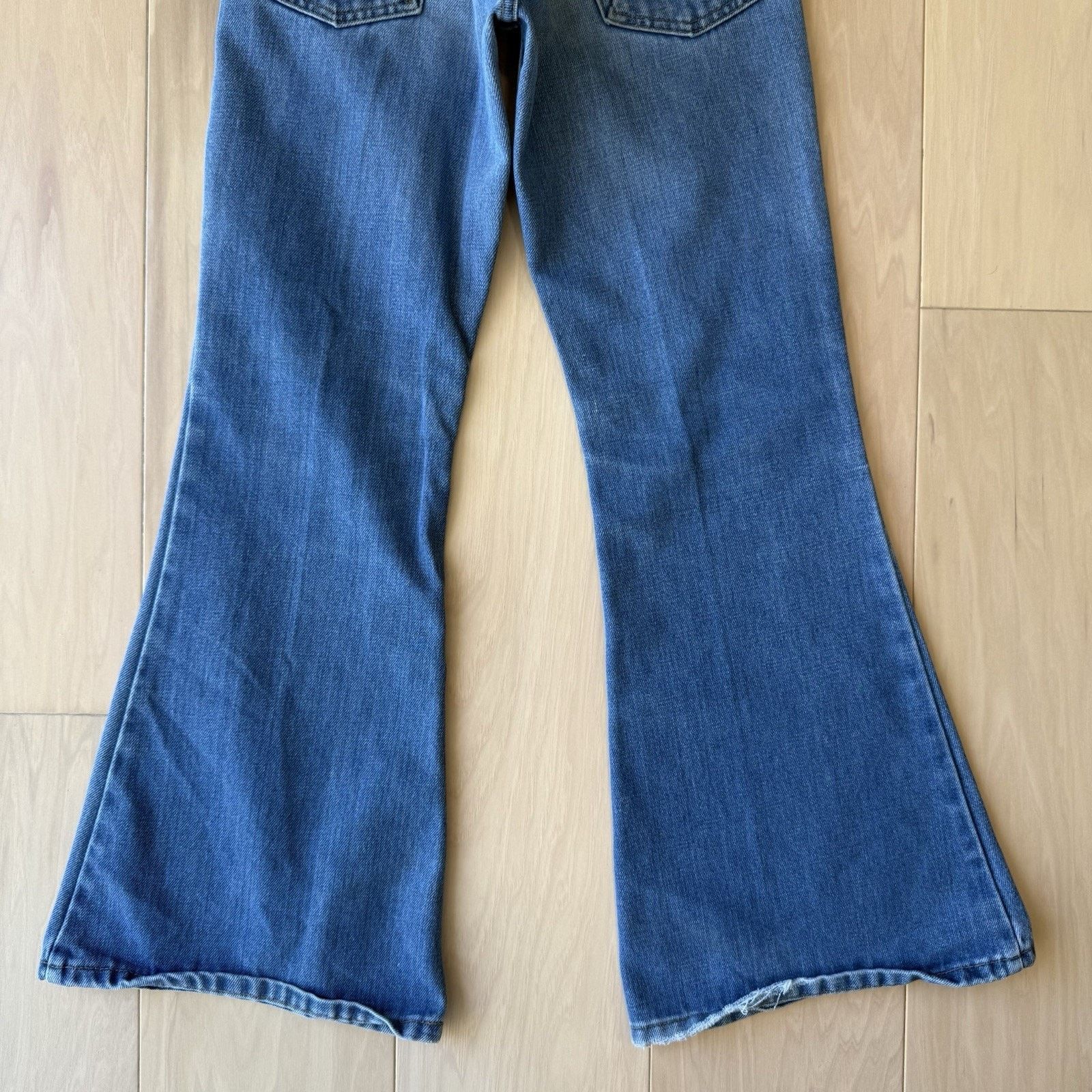 Levi's × Vintage Vintage Levis 784 Bell Bottom Jeans 27 Blue For Women 80s Size 27" / US 4 / IT 40 - 8 Thumbnail