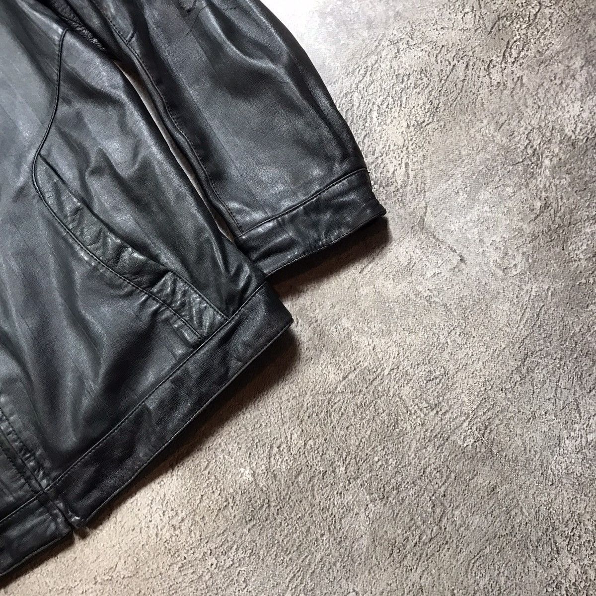 Vintage Vintage Y2K Faded Leather Jacket Streetwear Skate Graphic L Size US L / EU 52-54 / 3 - 5 Thumbnail
