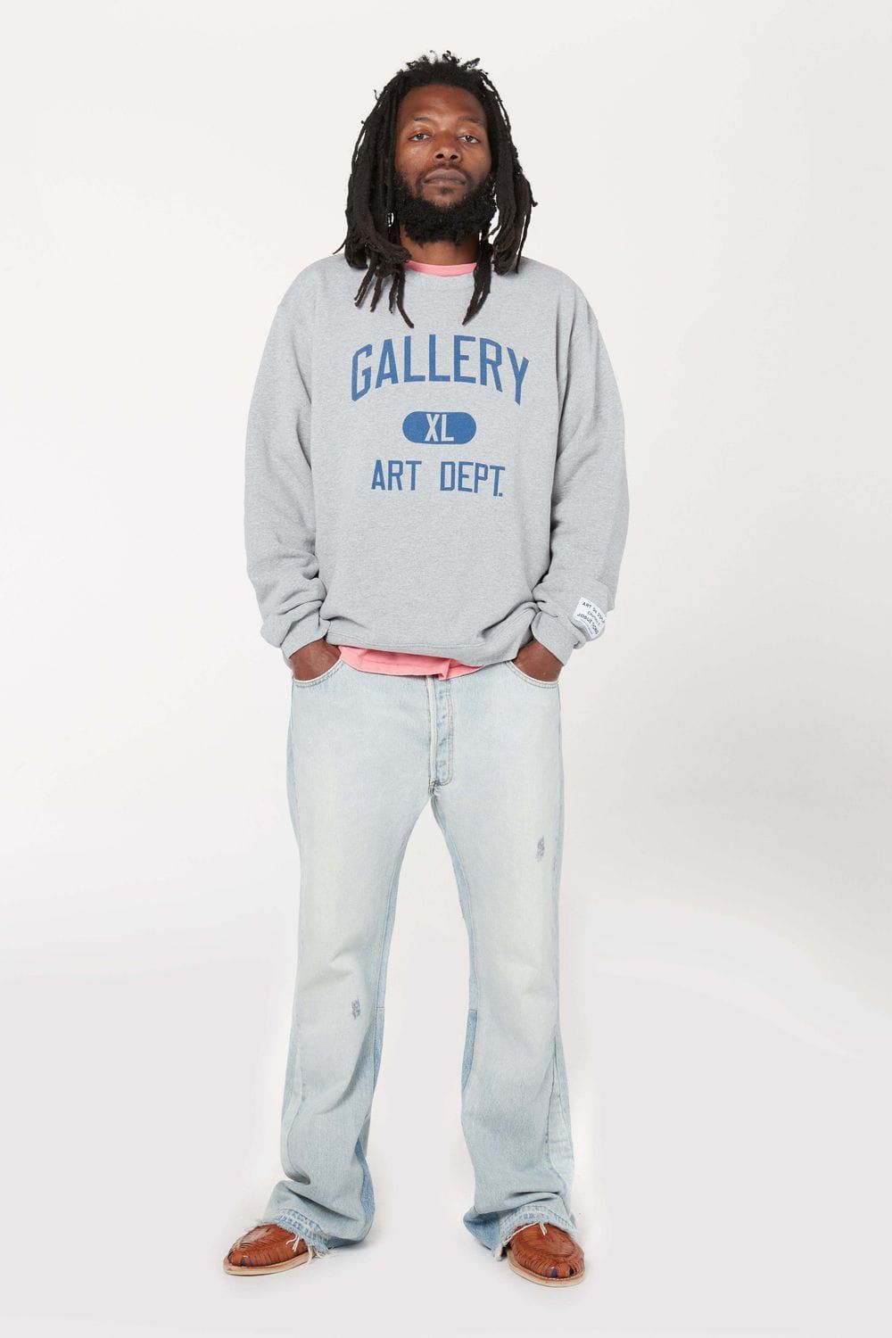 o1mle0725 Art Dept Crew Neck Sweatshirt in Heather Grey