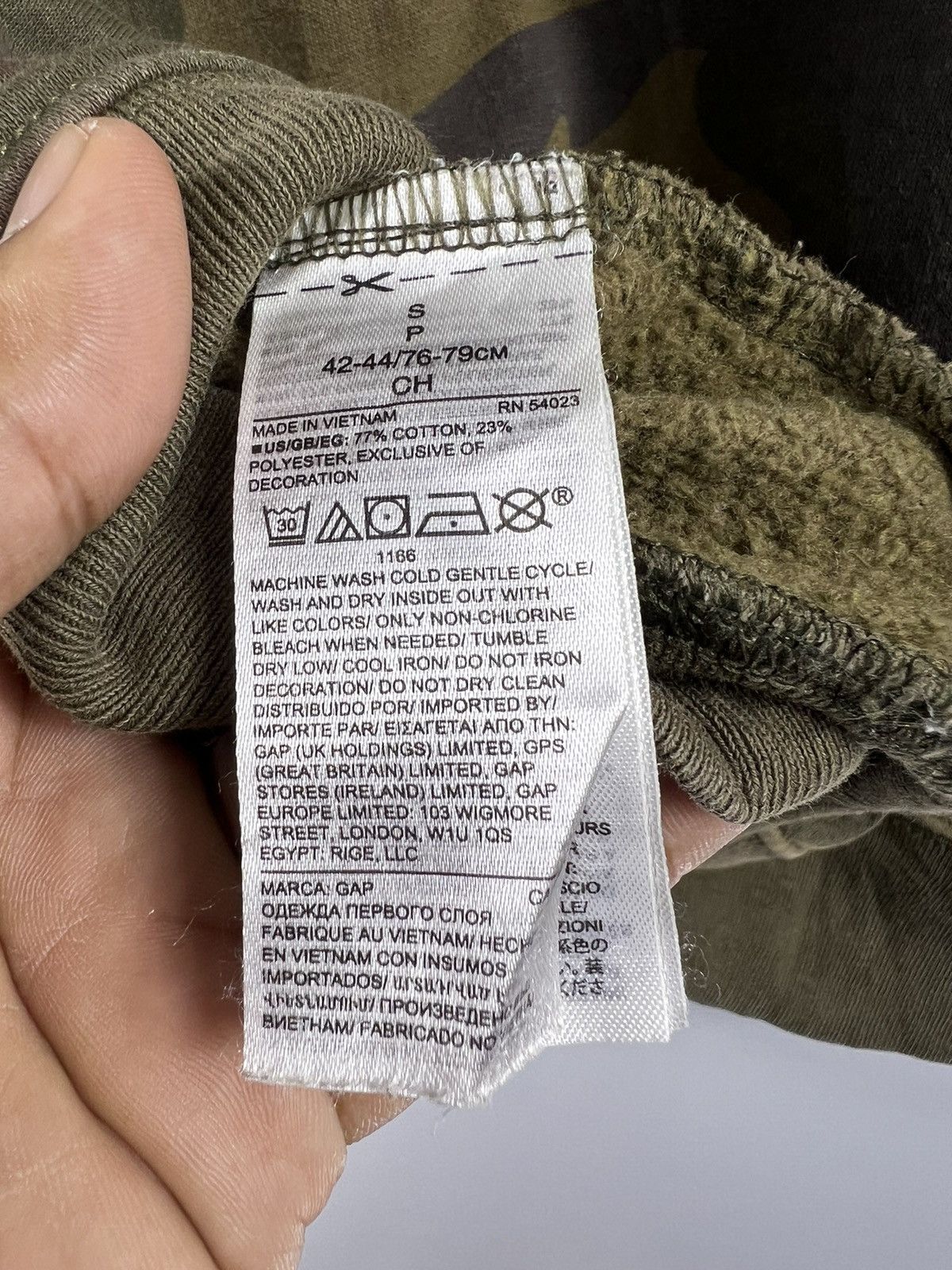 Gap 🔥 GAP streetwear Camouflag Spellout Logo - S Size US S / EU 44-46 / 1 - 8 Thumbnail