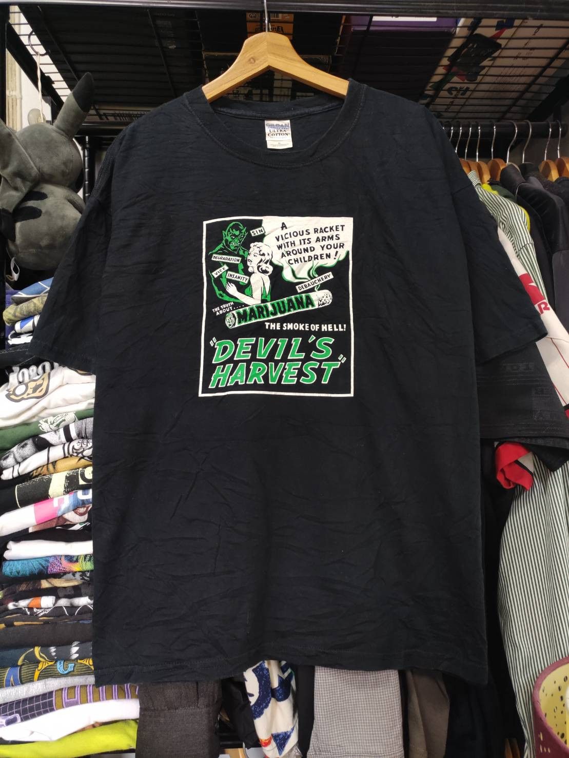 Vintage Vtg 00's Devil's Harvest Movie Marijuana The Smoke of Hell Size US XL / EU 56 / 4 - 2 Thumbnail