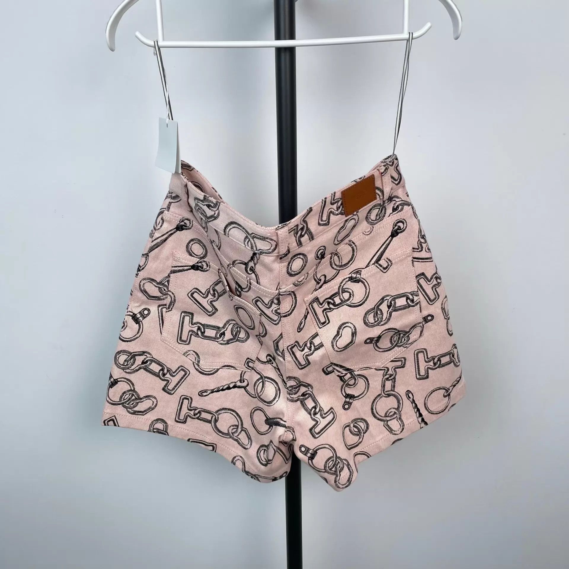 Hermes Hermès Women's Cotton Pink Shorts 36 Size 26" / US 2 / IT 38 - 2 Thumbnail