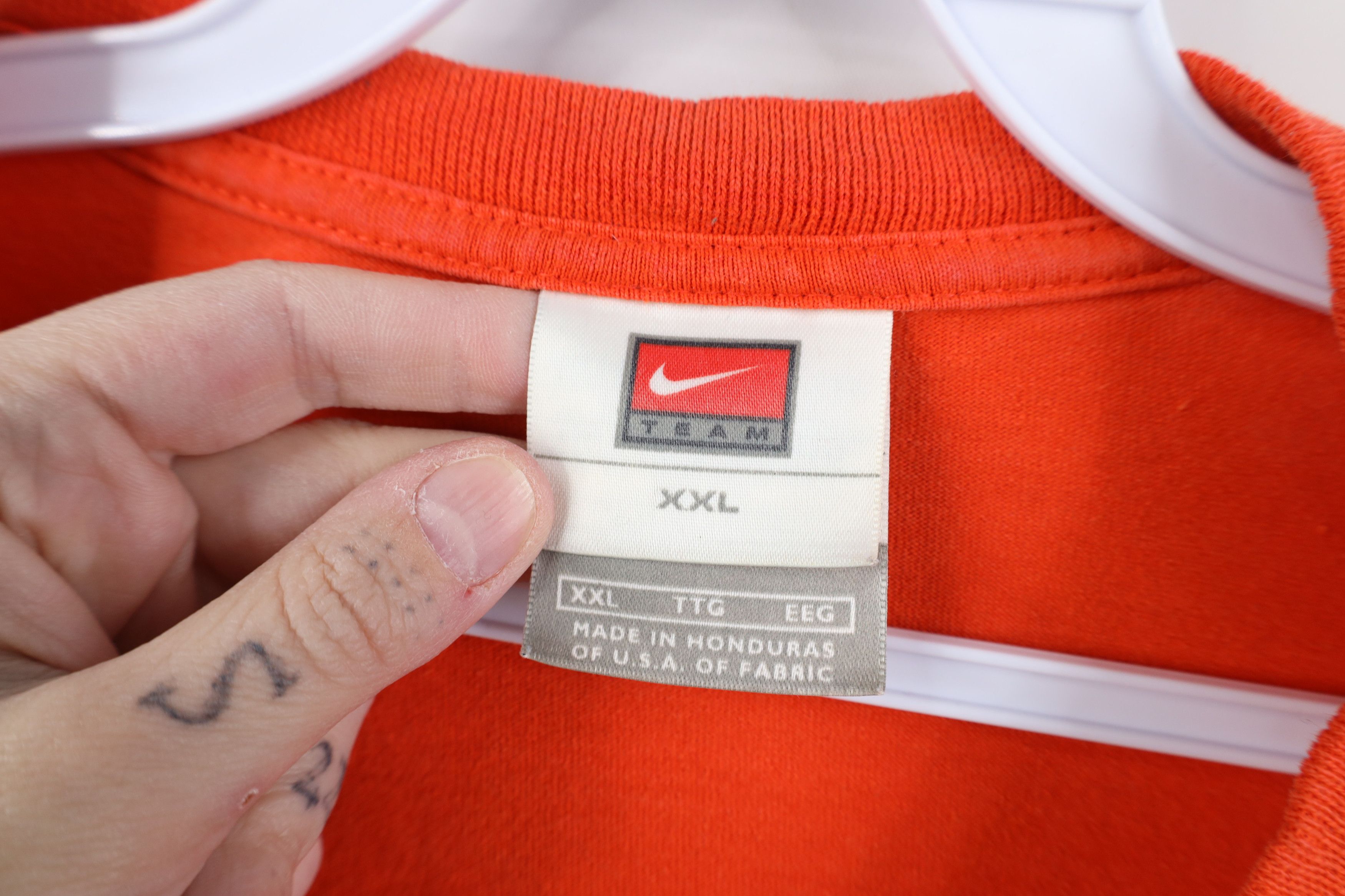 Nike Vintage Y2K Nike Center Swoosh Tigers Baseball T-Shirt Size US XXL / EU 58 / 5 - 9 Thumbnail