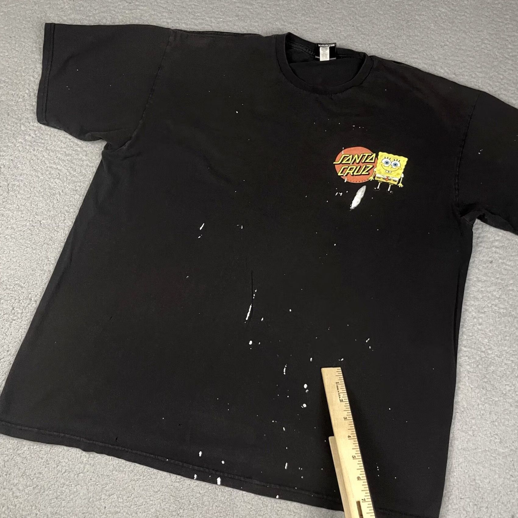 Vintage VINTAGE Santa Cruz Shirt Mens XL Black Spongebob Skate Skateboarding Distressed Painted Size US XL / EU 56 / 4 - 6 Thumbnail