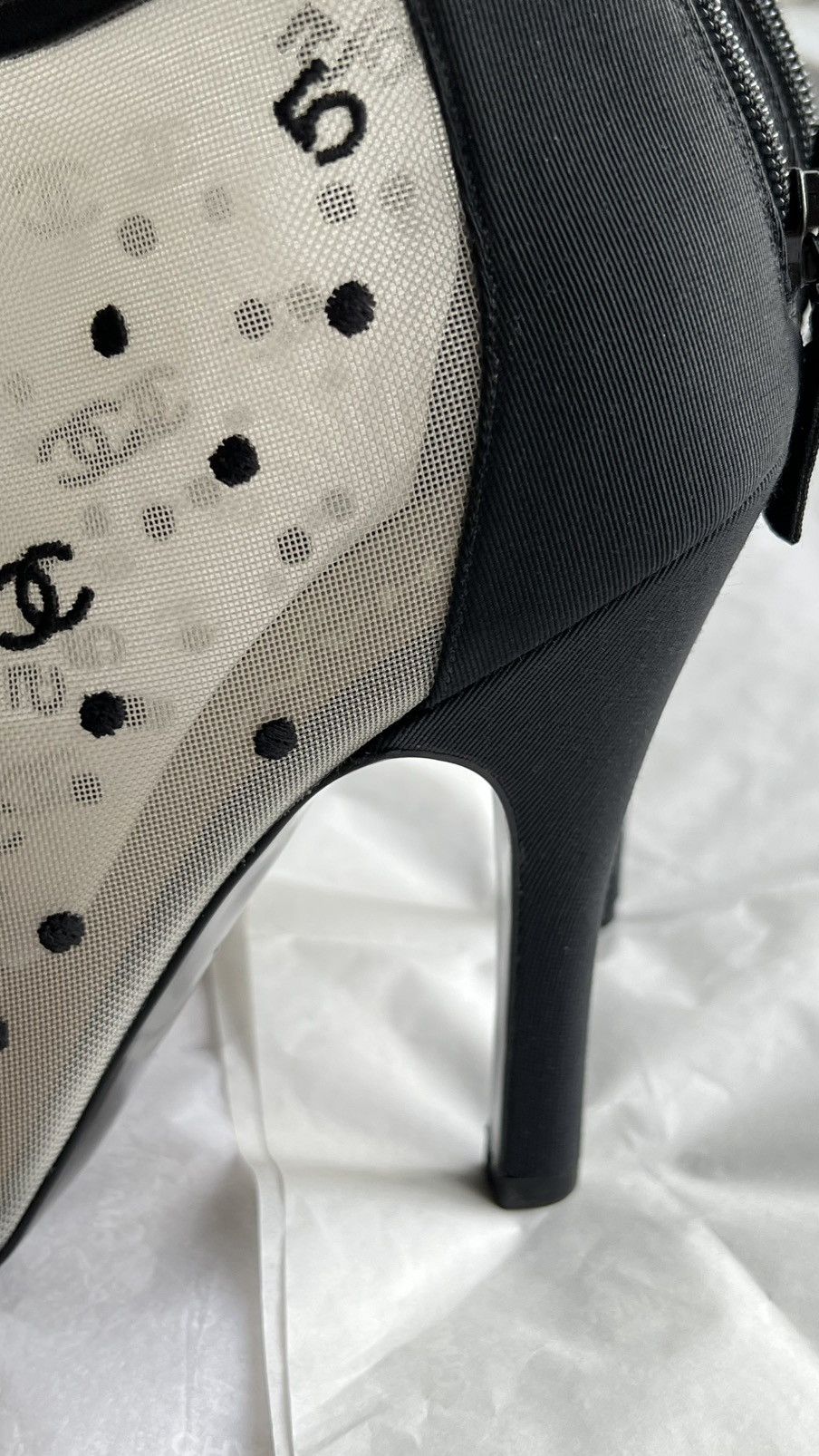 Chanel Chanel Vintage Sandals Size US 6 / IT 36 - 12 Thumbnail