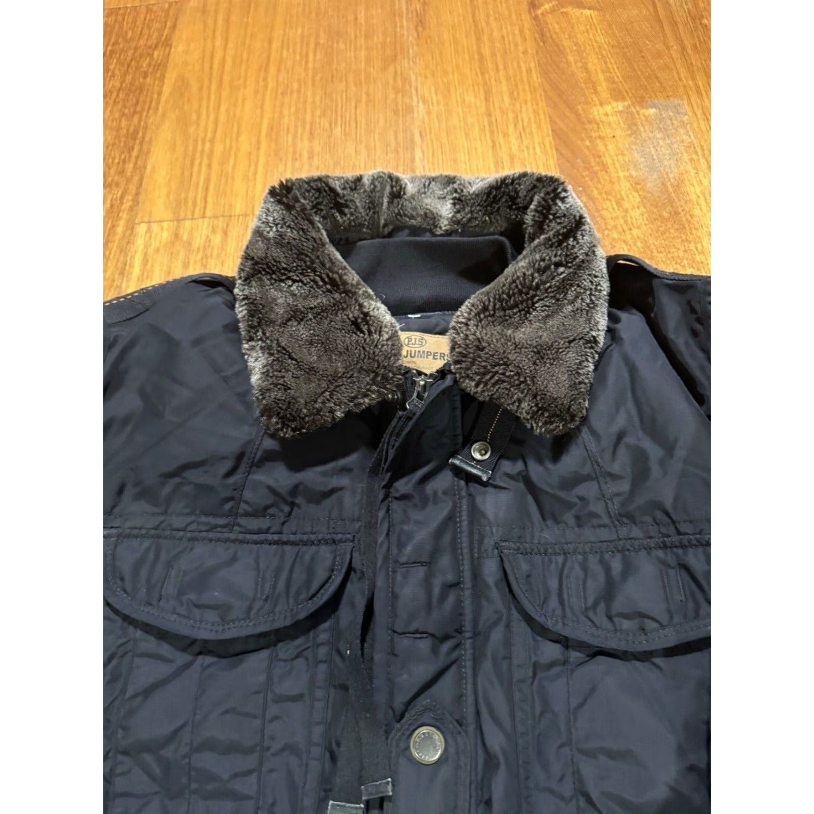 Parajumpers PARAJUMPERS Winter Jacket Masterpiece Series Rescue Squadron Black Size XL Size US XL / EU 56 / 4 - 5 Thumbnail