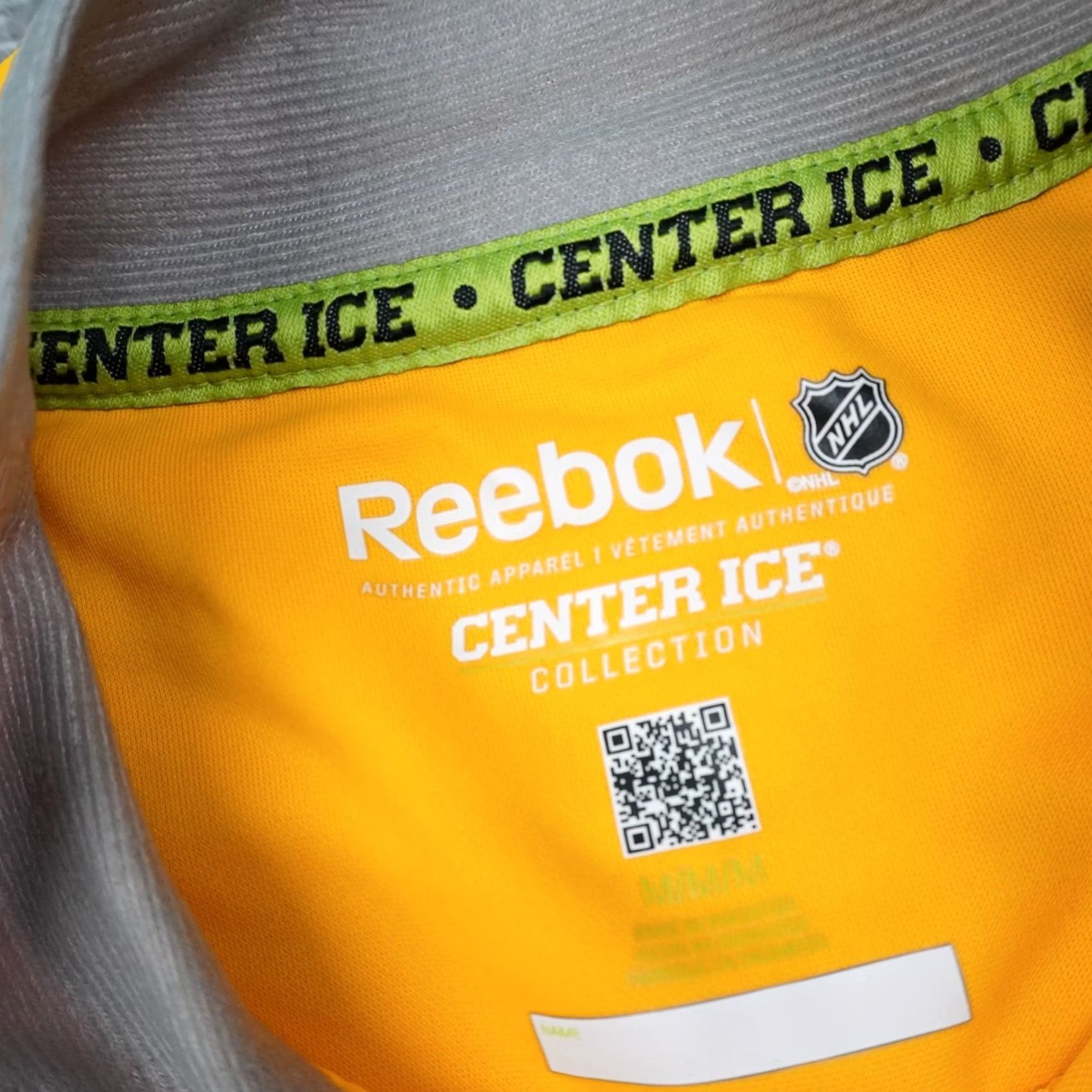 Reebok Reebok Nashville Predators Mens M Yellow Long Sleeve Athletic Shirt Size US M / EU 48-50 / 2 - 5 Thumbnail
