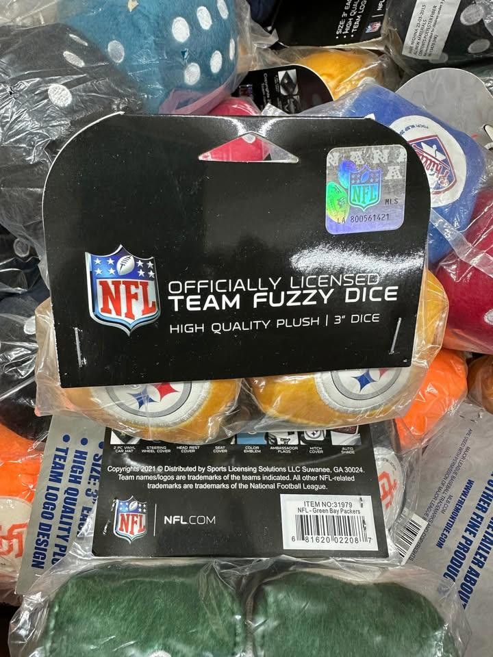 Designer Pittsburgh Steelers Fuzzy Dice New (1) Size ONE SIZE - 2 Thumbnail