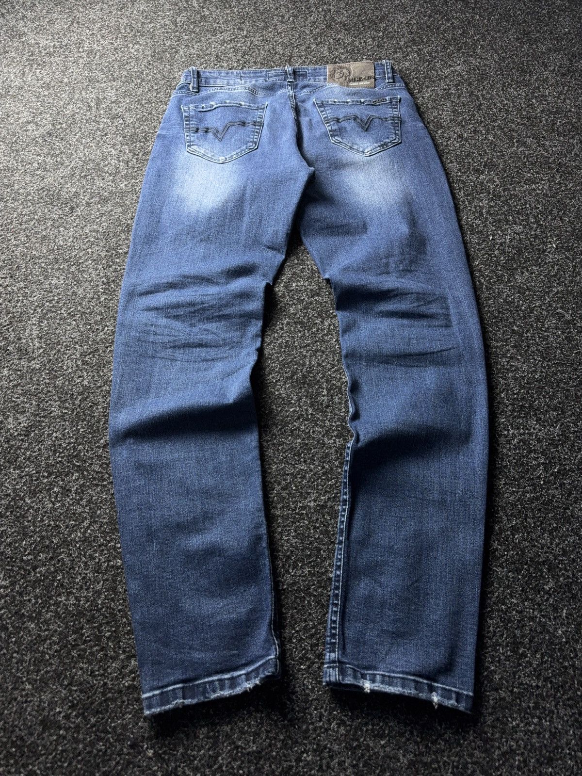 Diesel Luxury Diesel D.N.A. Distressed Blue Jeans Made in Italy Size US 30 / EU 46 - 9 Thumbnail