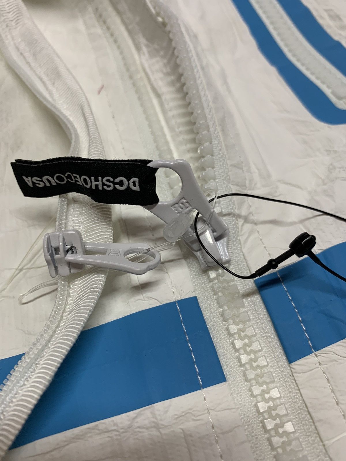 Designer × Vintage DC shoes Japan release tyvek outerwear Size US XL / EU 56 / 4 - 17 Thumbnail