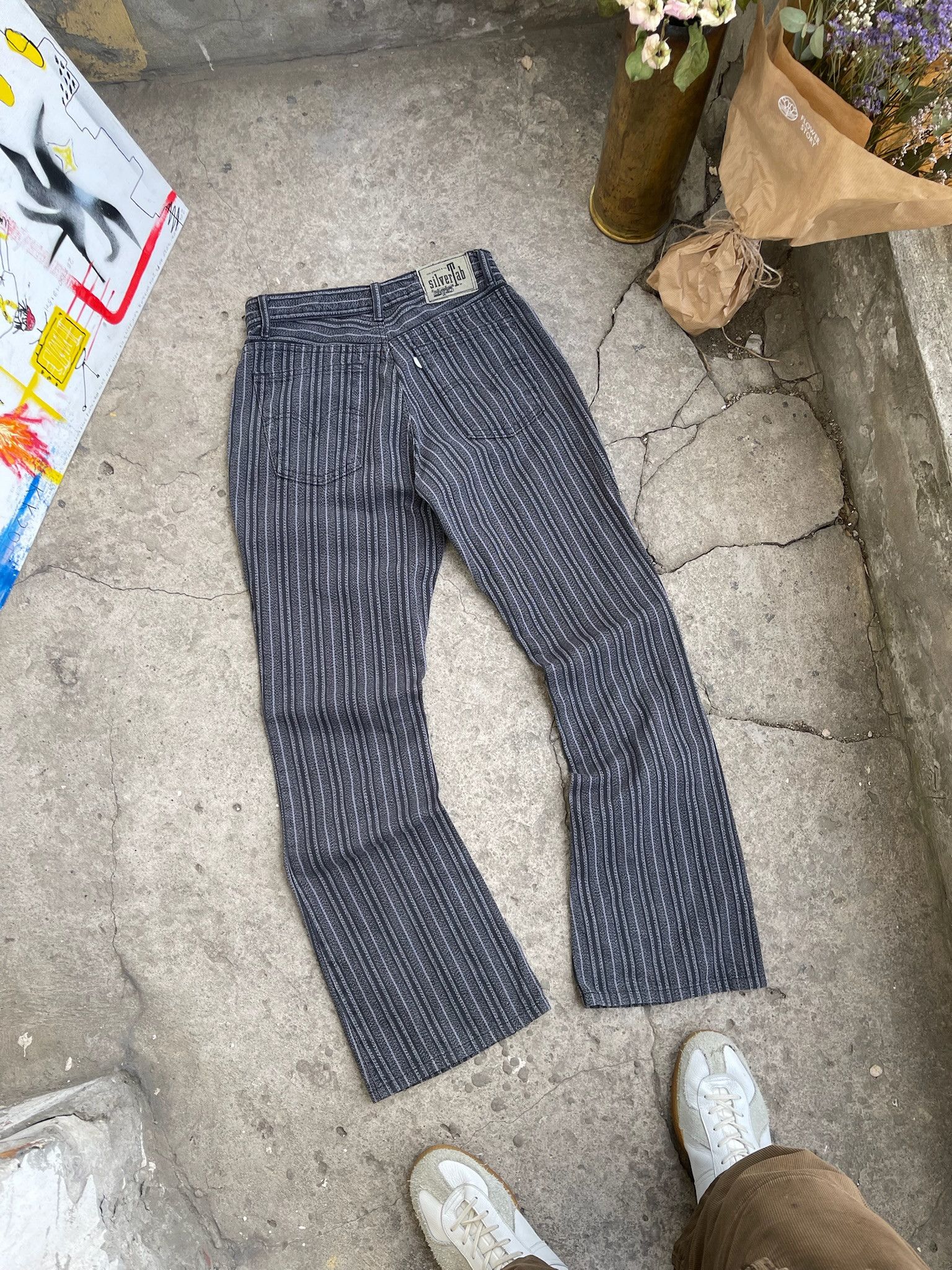 Levi's Vintage 1990s Levi’s Silver Tab Flare pants Jeans Size US 28 / EU 44 - 8 Thumbnail