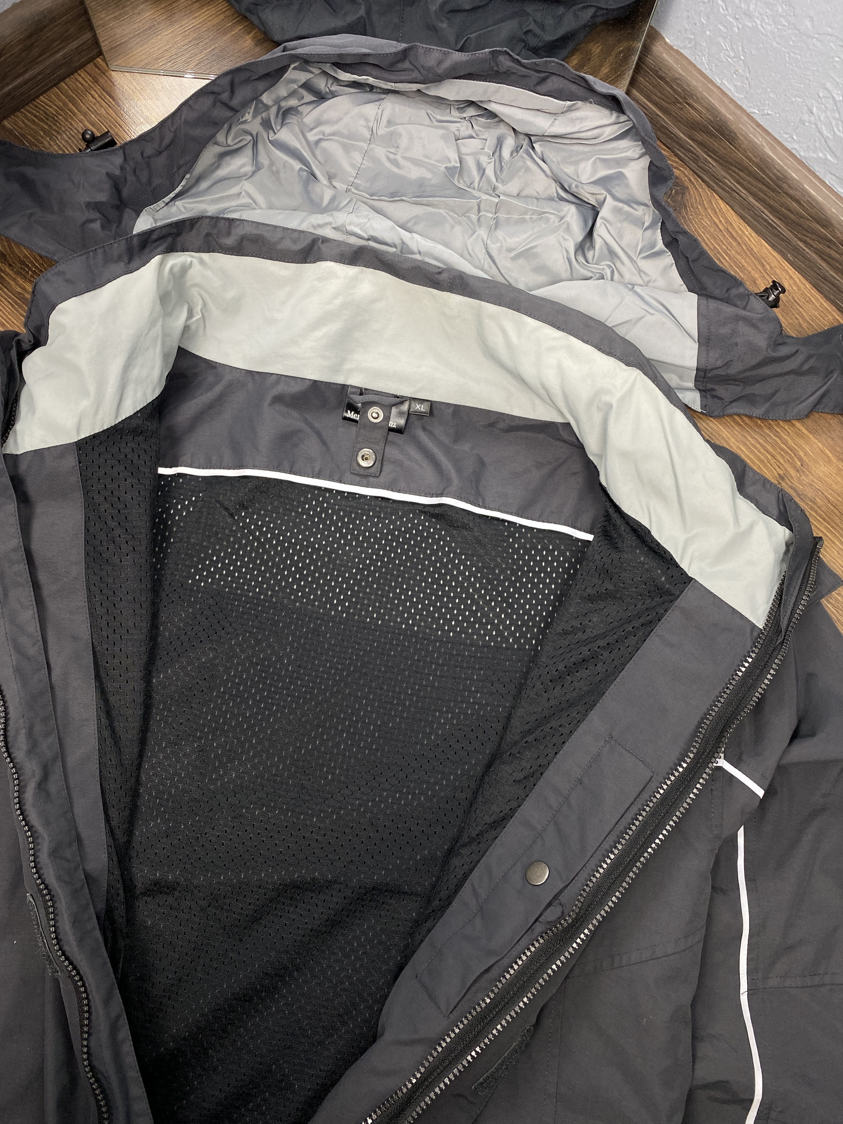 Mercedes-Benz Mercedes Benz vintage nylon waterproof jacket y2k Size US XL / EU 56 / 4 - 6 Thumbnail